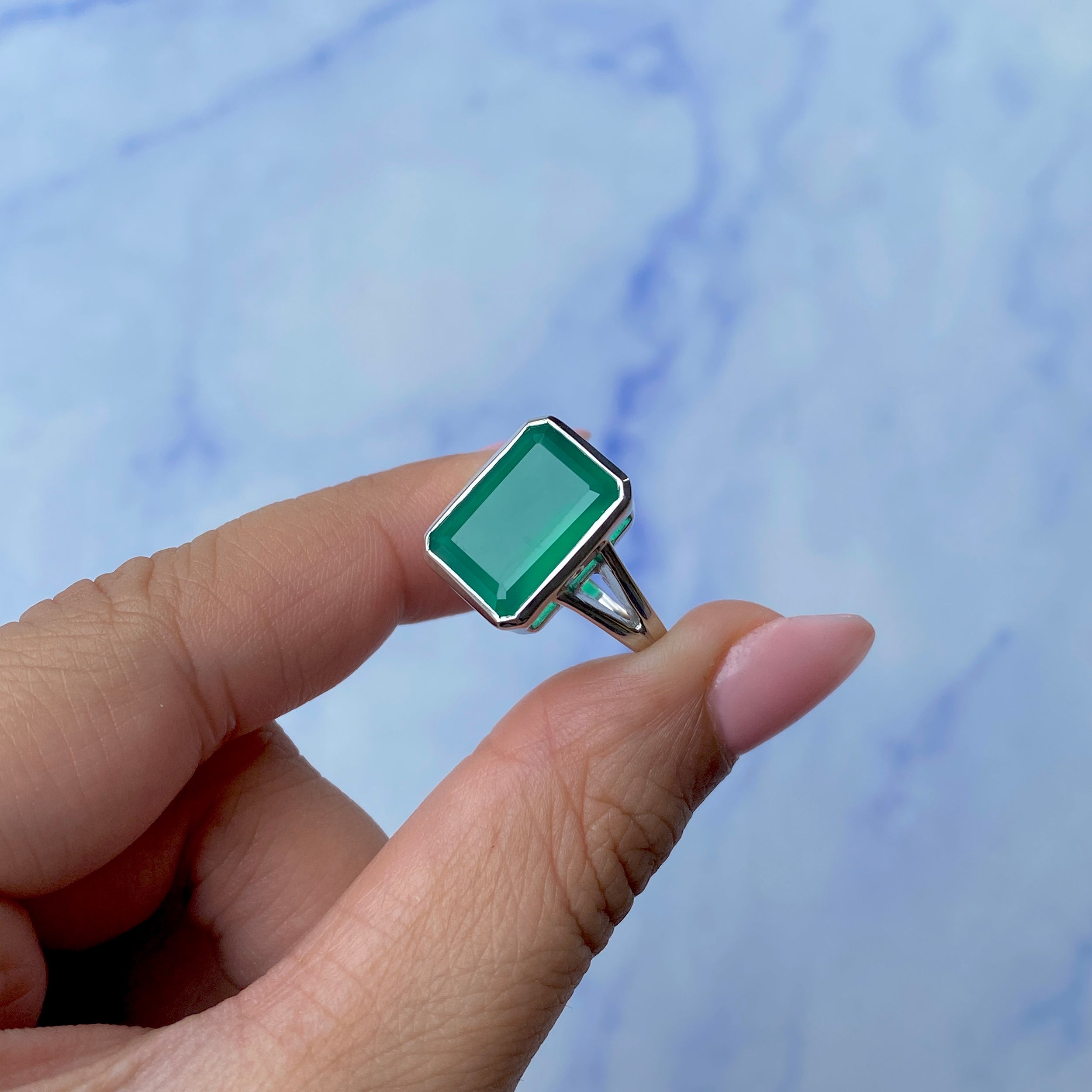 Green Onyx Ring-(GRO-SR-1928.)