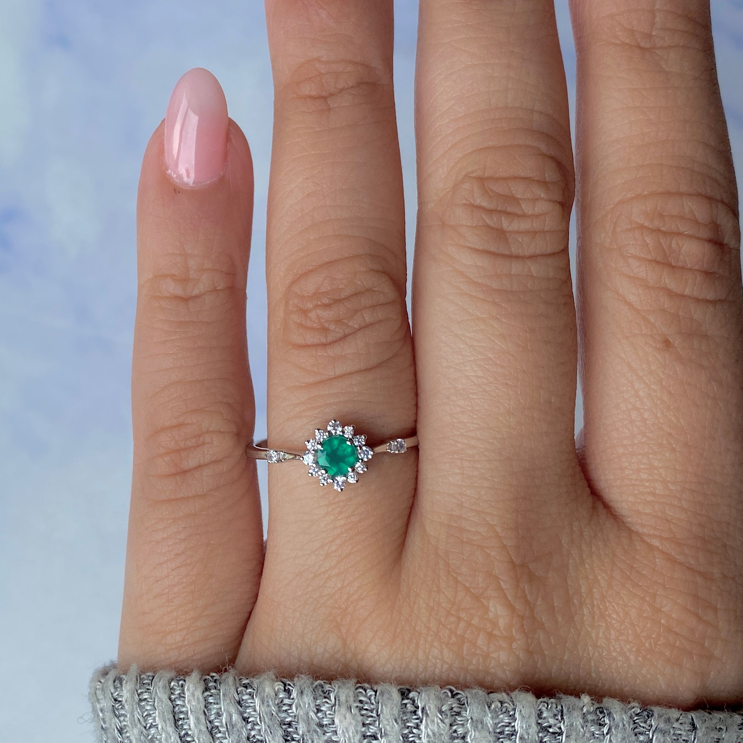 Green Onyx Ring-(GRO-SR-1937.)
