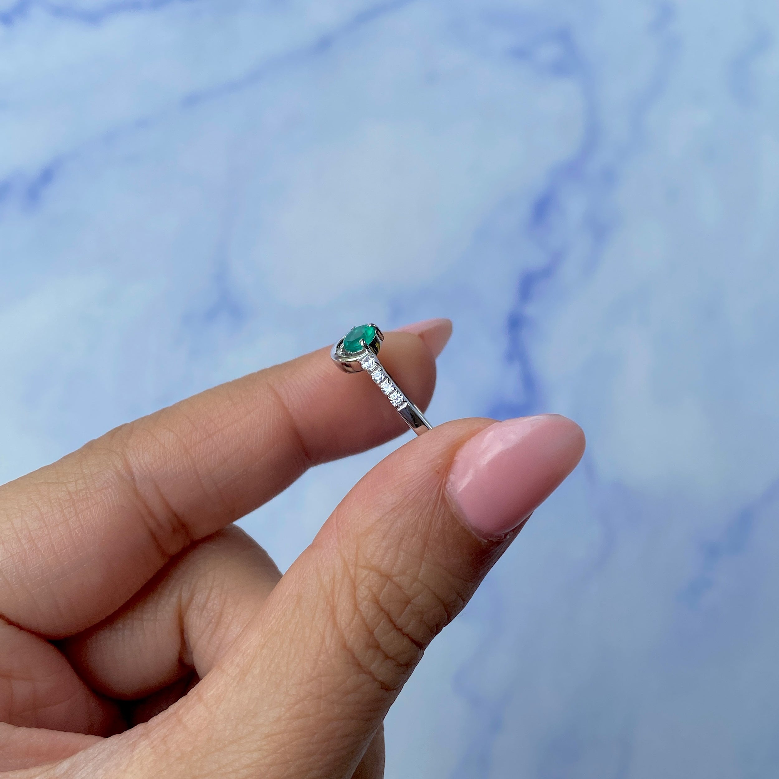 Green Onyx Ring-(GRO-SR-2292.)