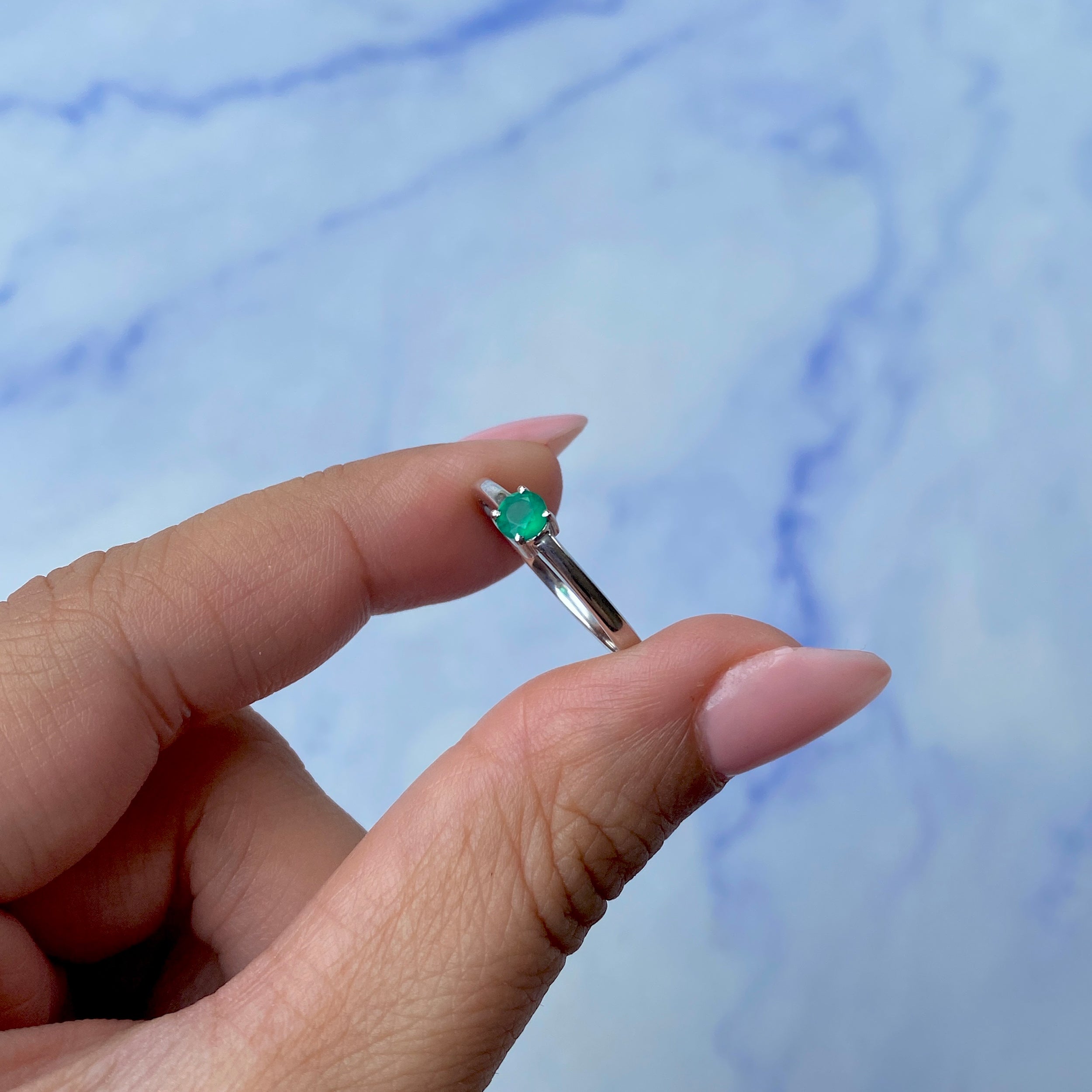 Green Onyx Ring-(GRO-SR-235.)