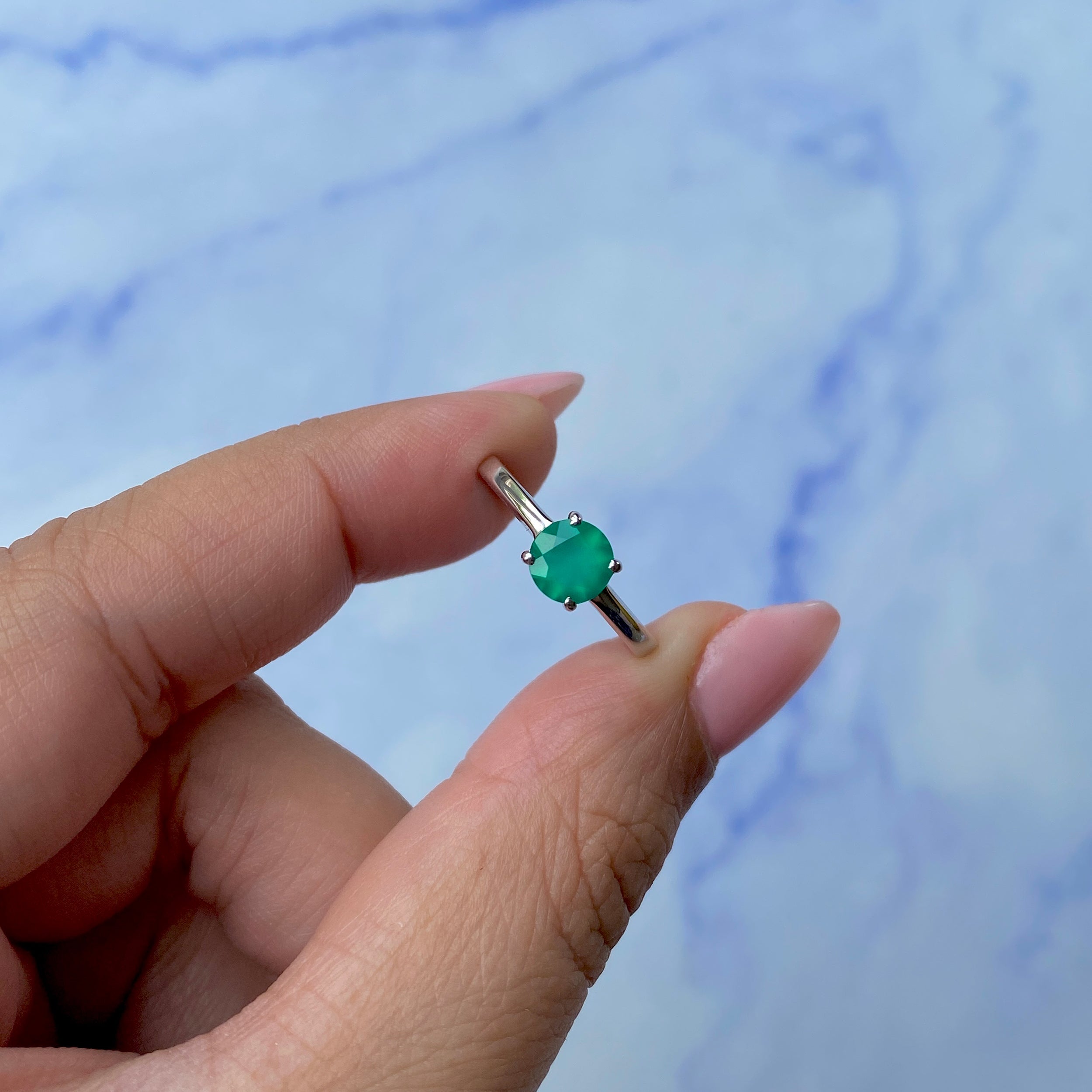 Green Onyx Ring-(GRO-SR-236.)