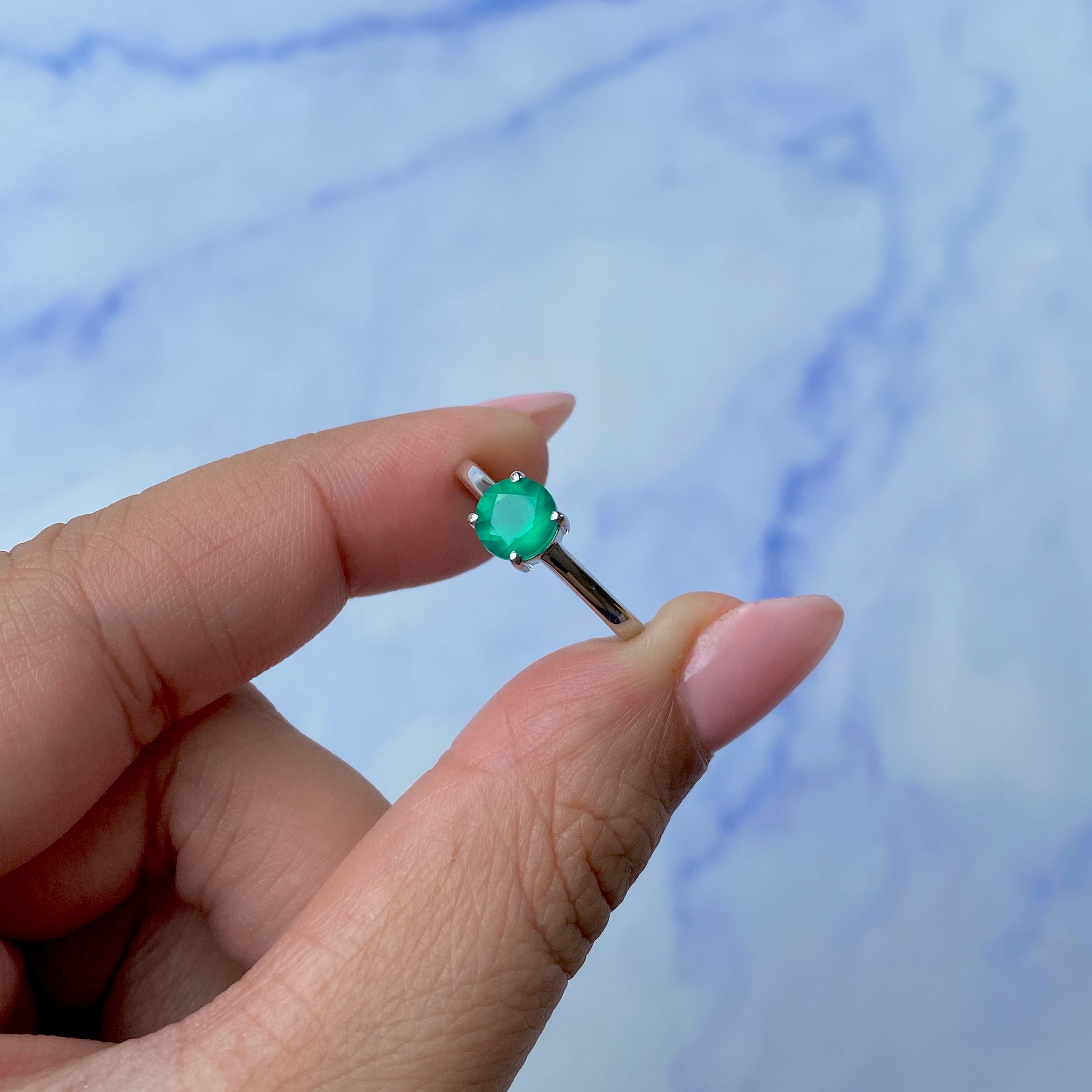 Green Onyx Ring-(GRO-SR-236.)