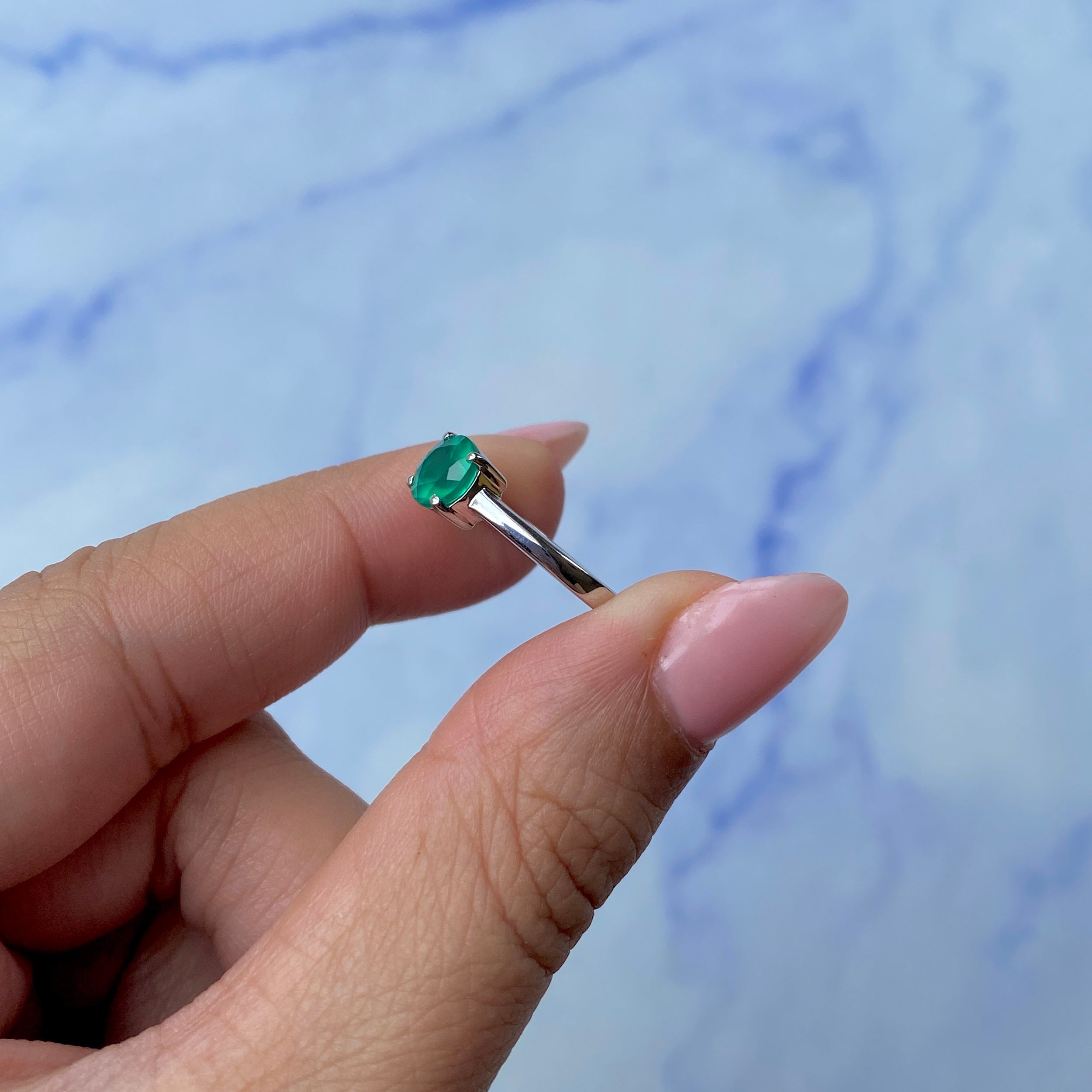 Green Onyx Ring-(GRO-SR-236.)