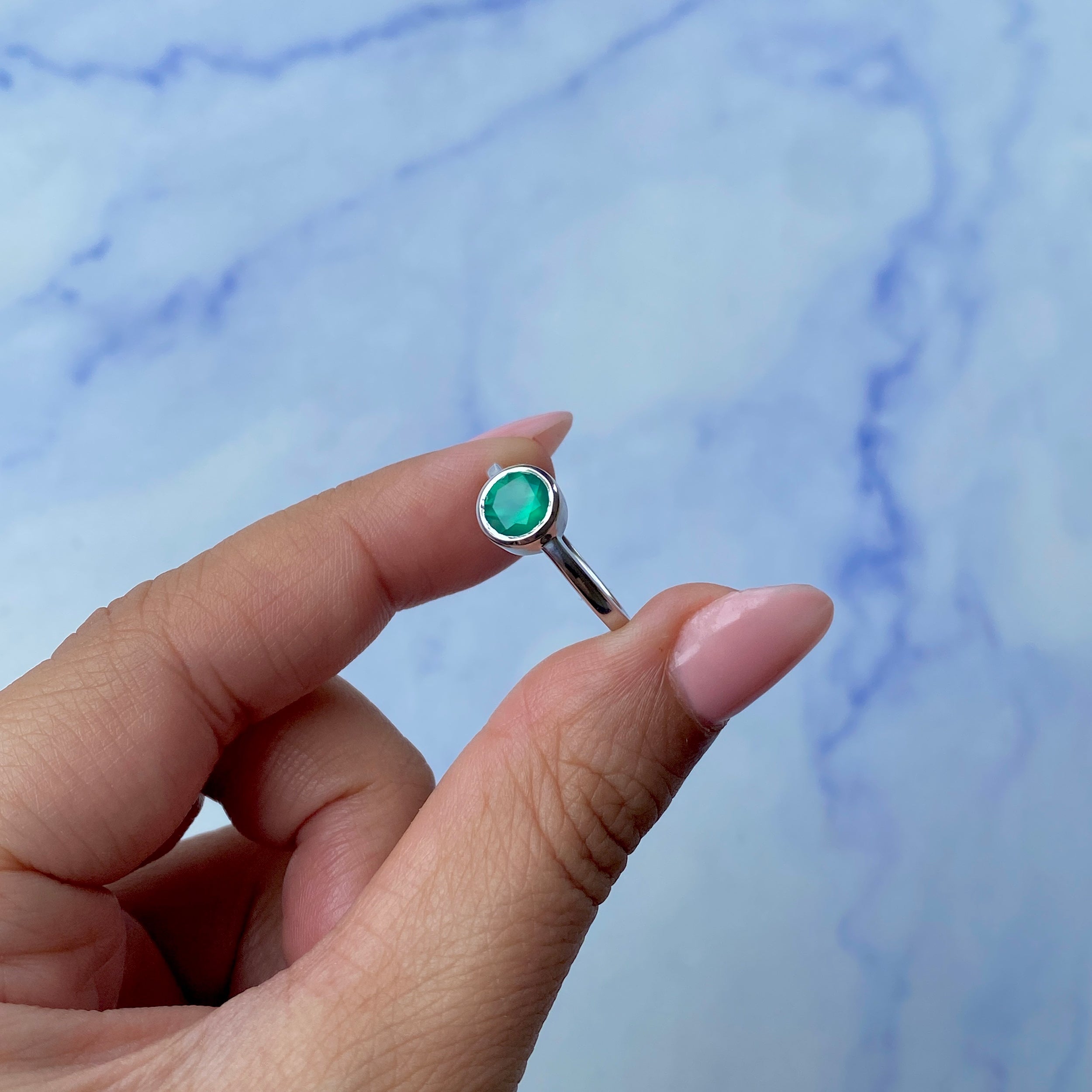 Green Onyx Ring-(GRO-SR-237.)