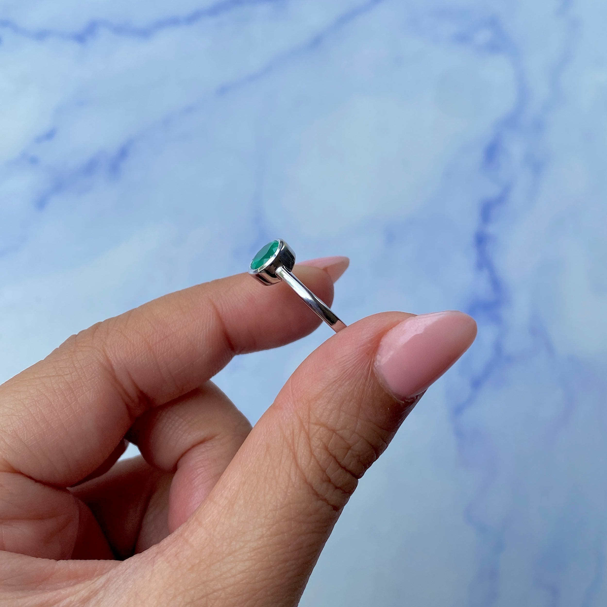 Green Onyx Ring-(GRO-SR-237.)