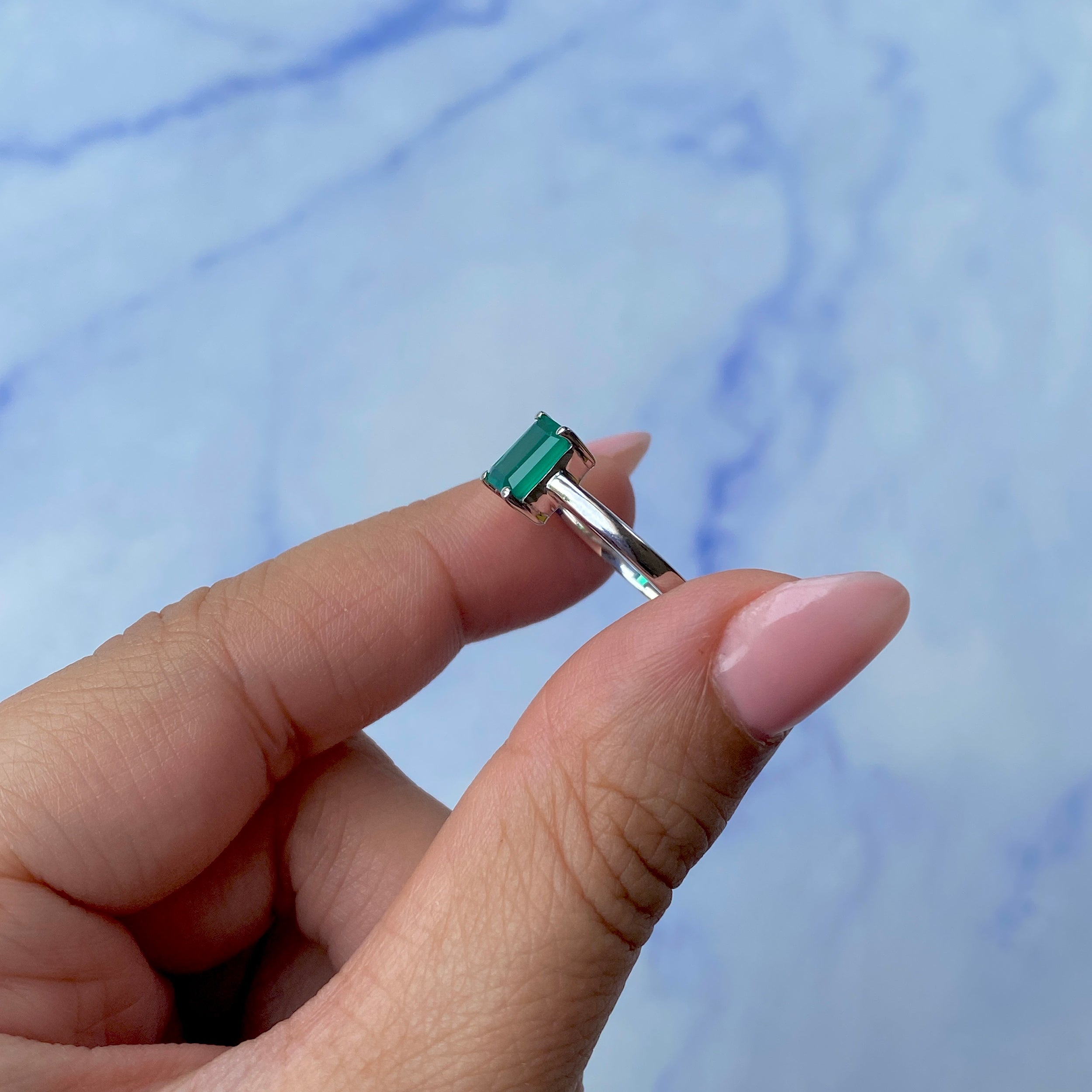 Green Onyx Ring-(GRO-SR-241.)