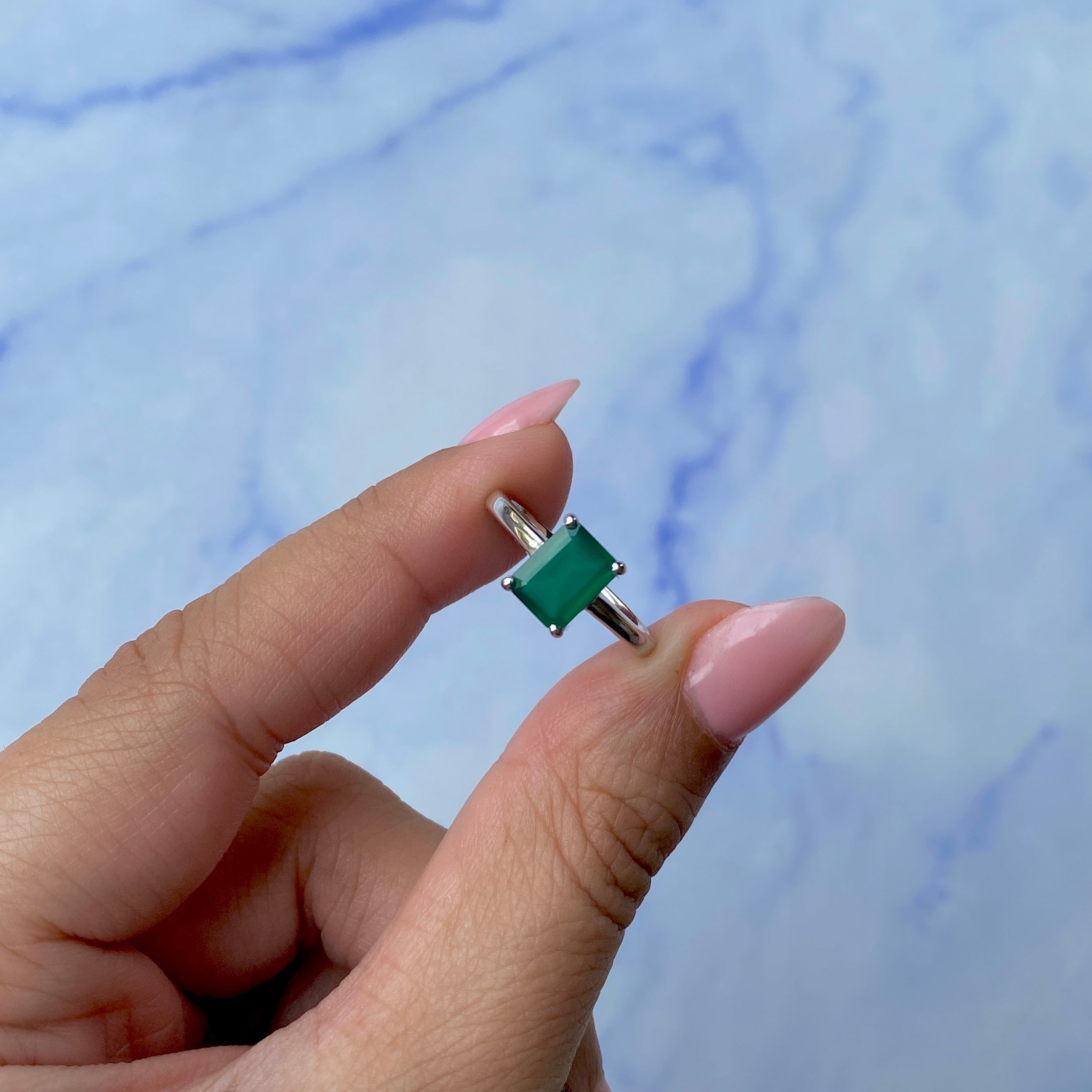 Green Onyx Ring-(GRO-SR-247.)