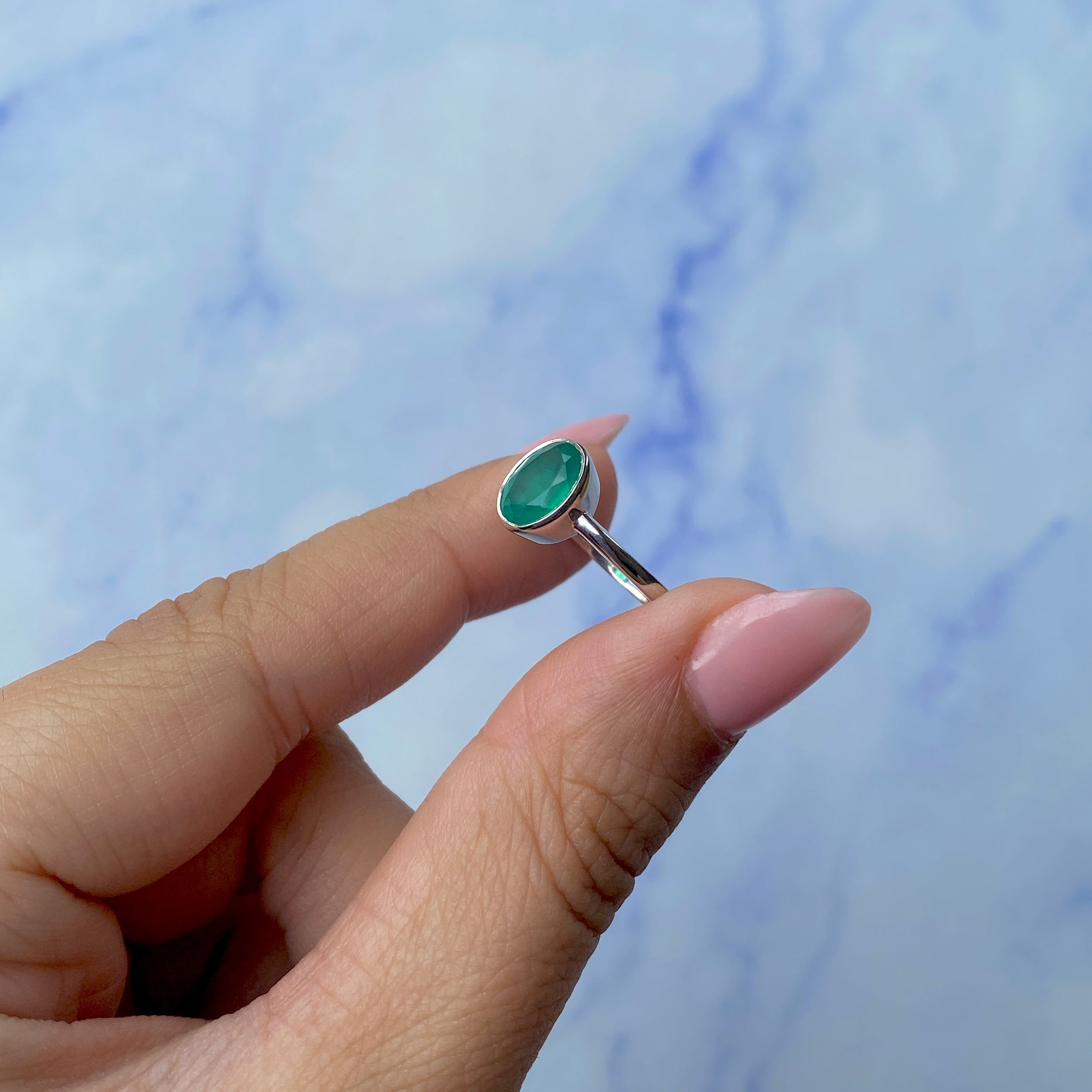 Green Onyx Ring-(GRO-SR-248.)