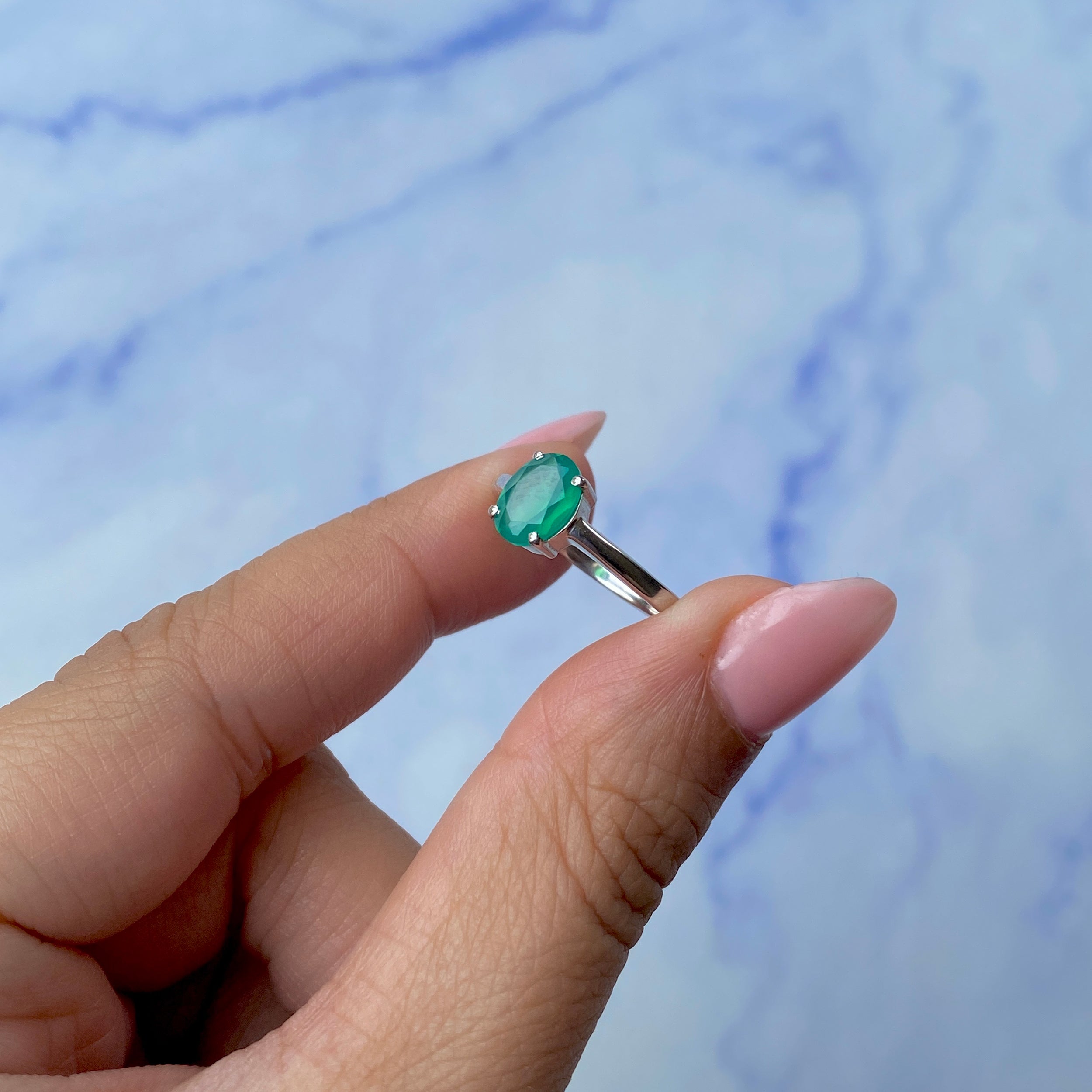 Green Onyx Ring-(GRO-SR-249.)
