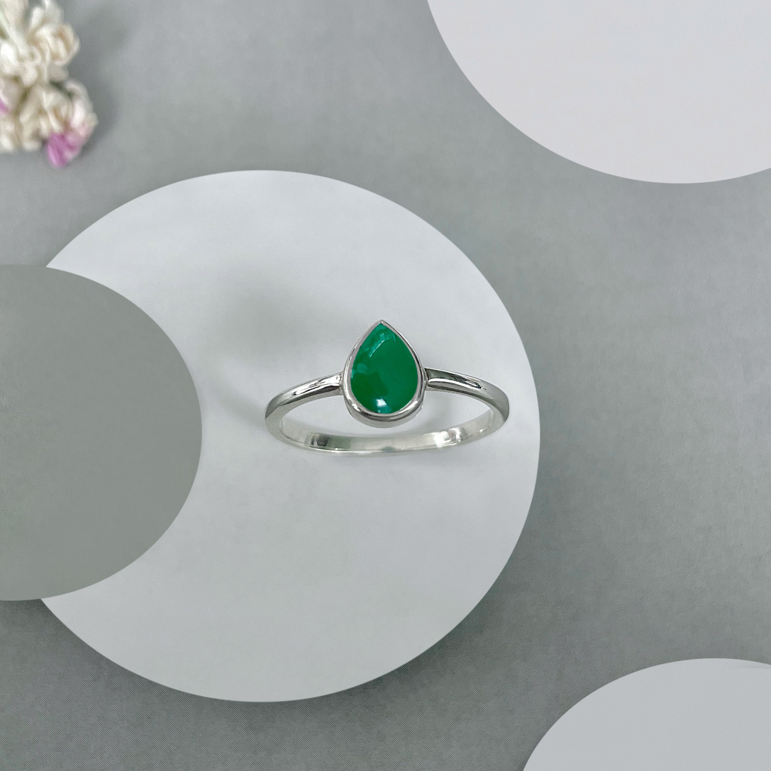 Green Onyx Ring-(GRO-SR-2835.)