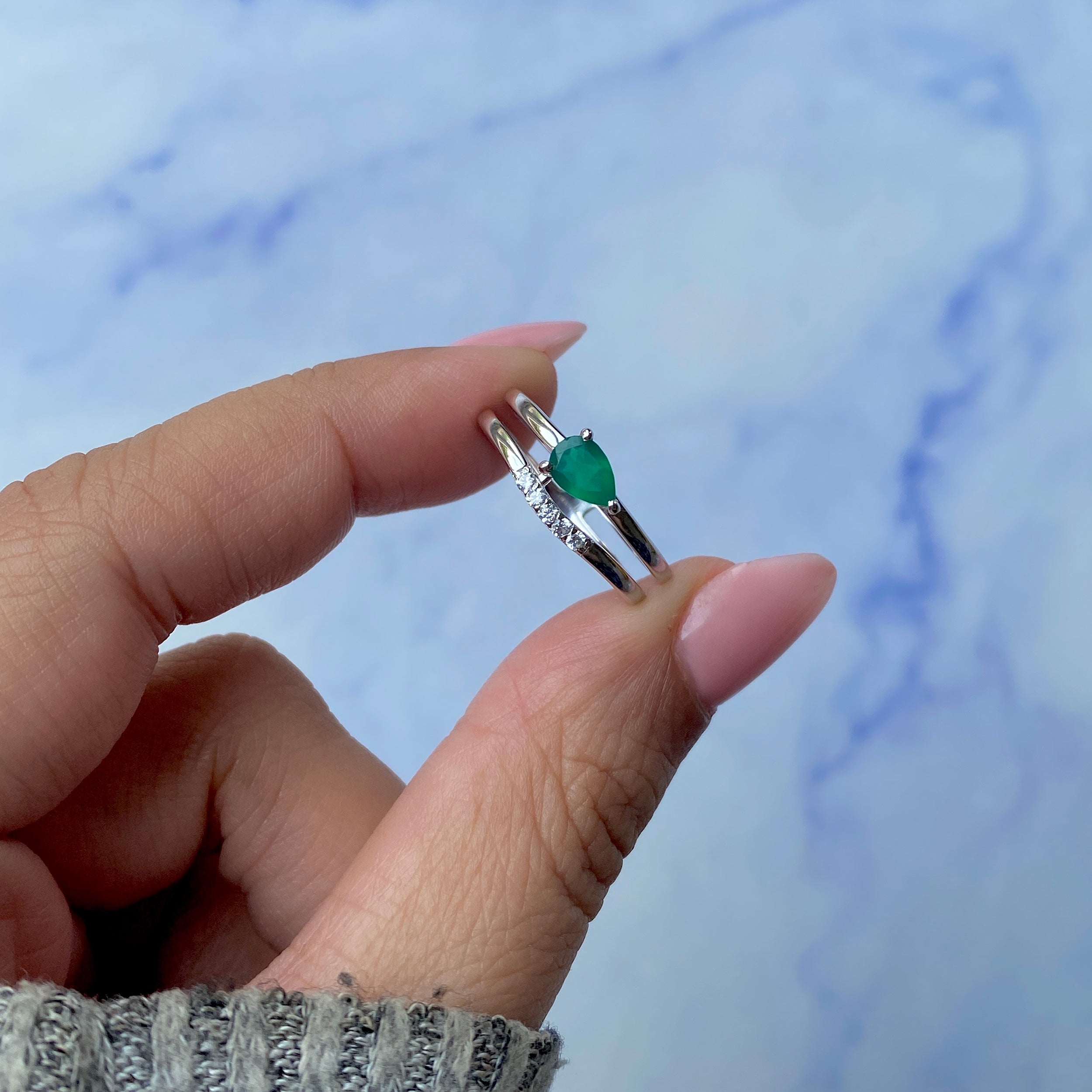 Green Onyx Ring-(GRO-SR-2862.)