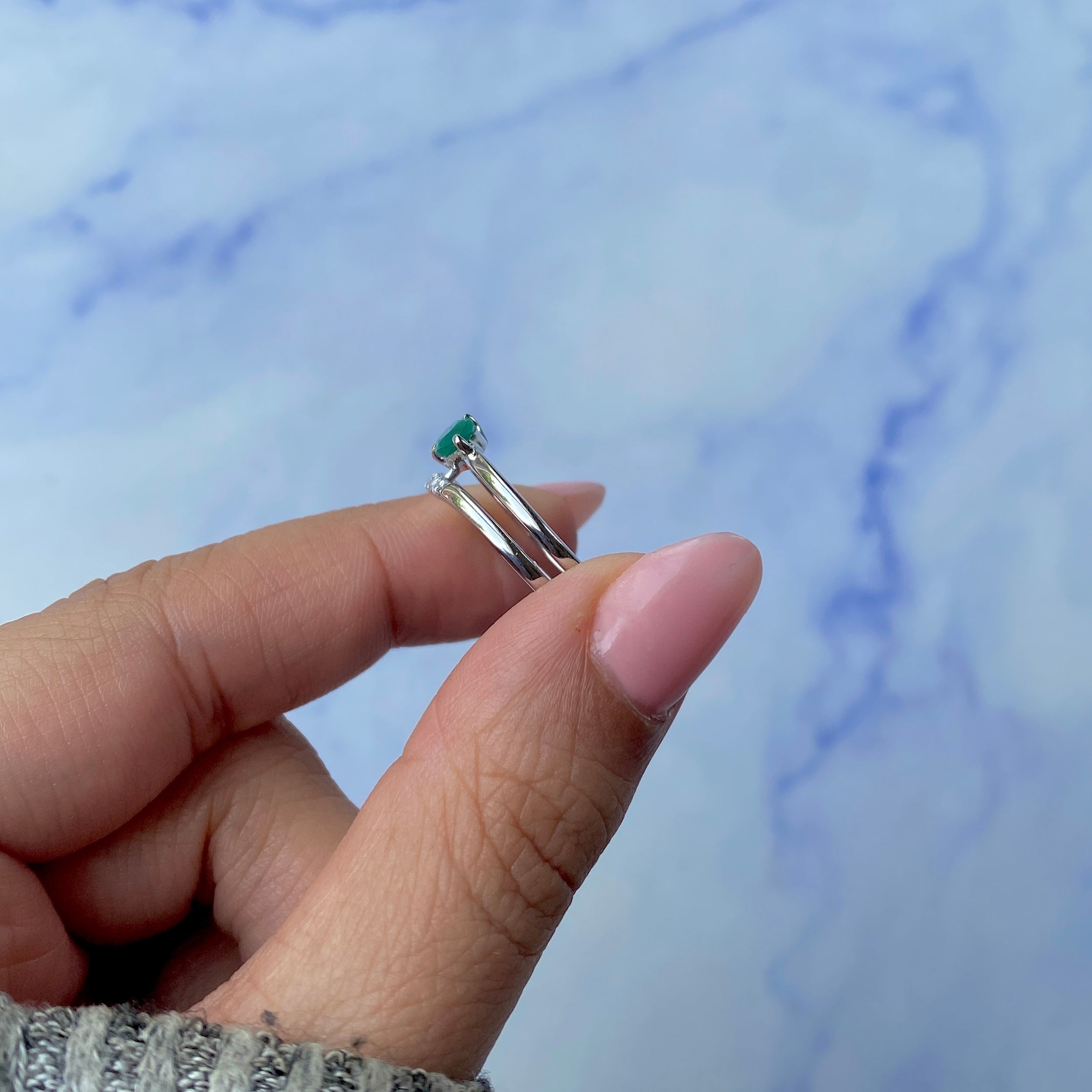 Green Onyx Ring-(GRO-SR-2862.)