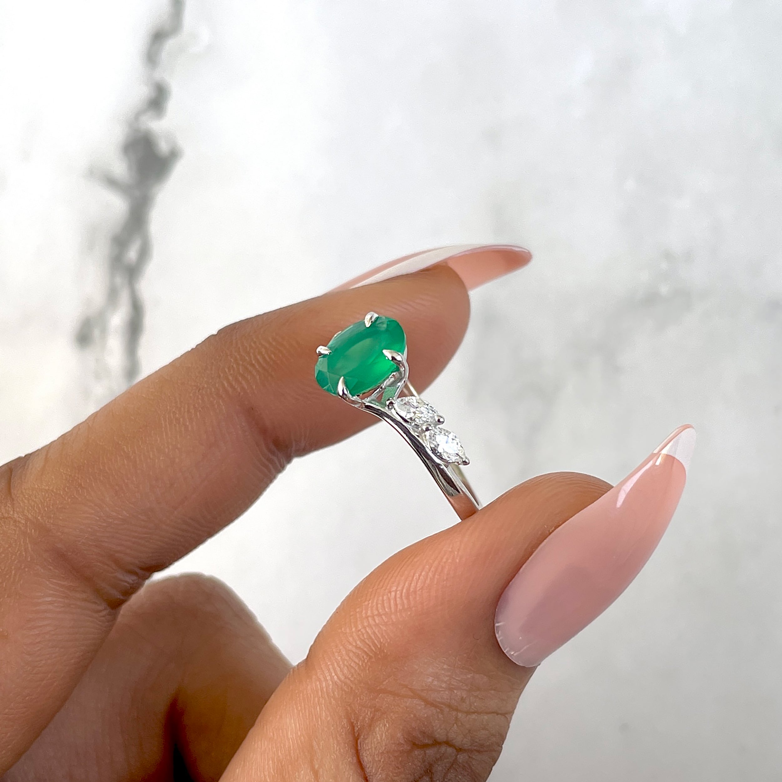 Green Onyx Ring-(GRO-SR-3163.)