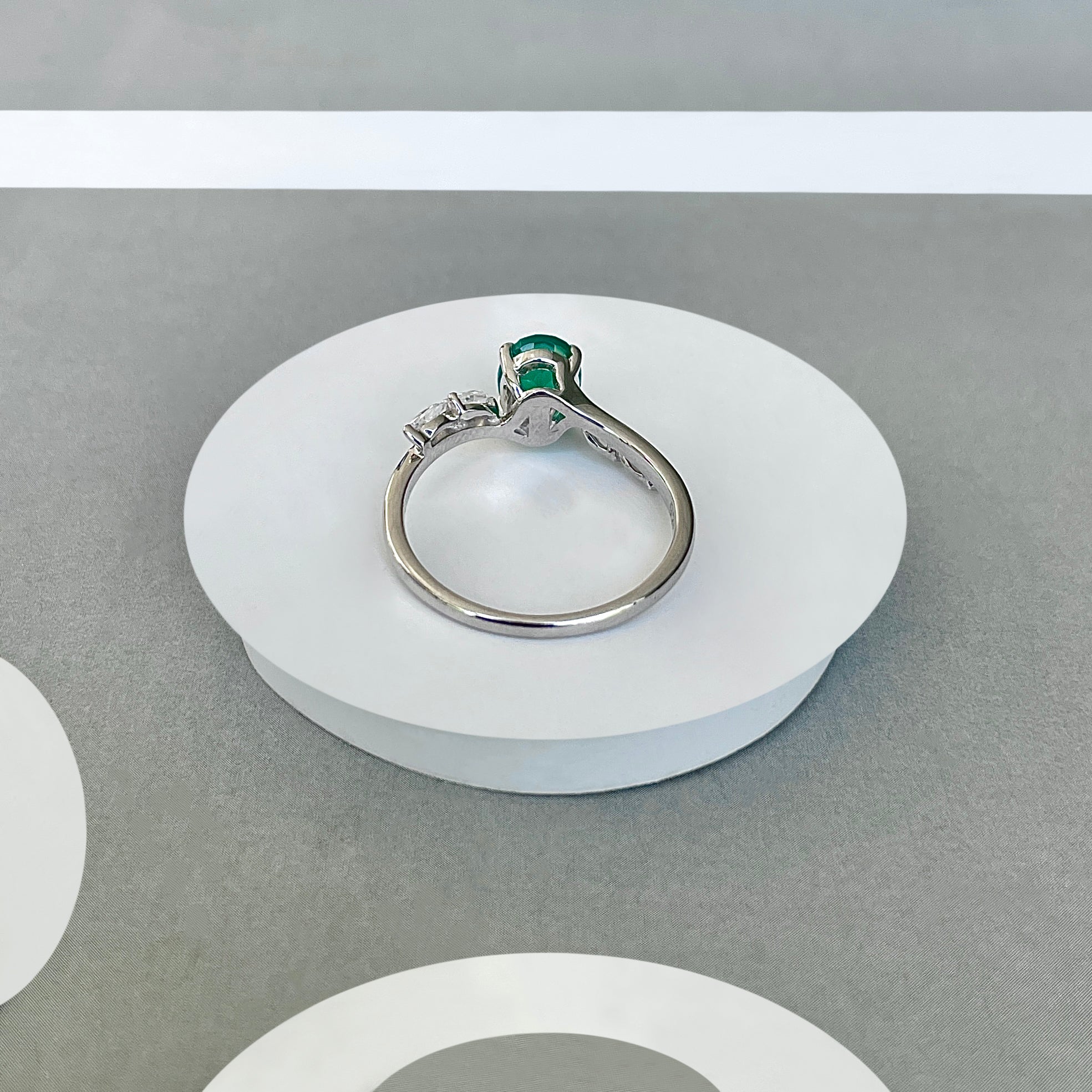 Green Onyx Ring-(GRO-SR-3163.)