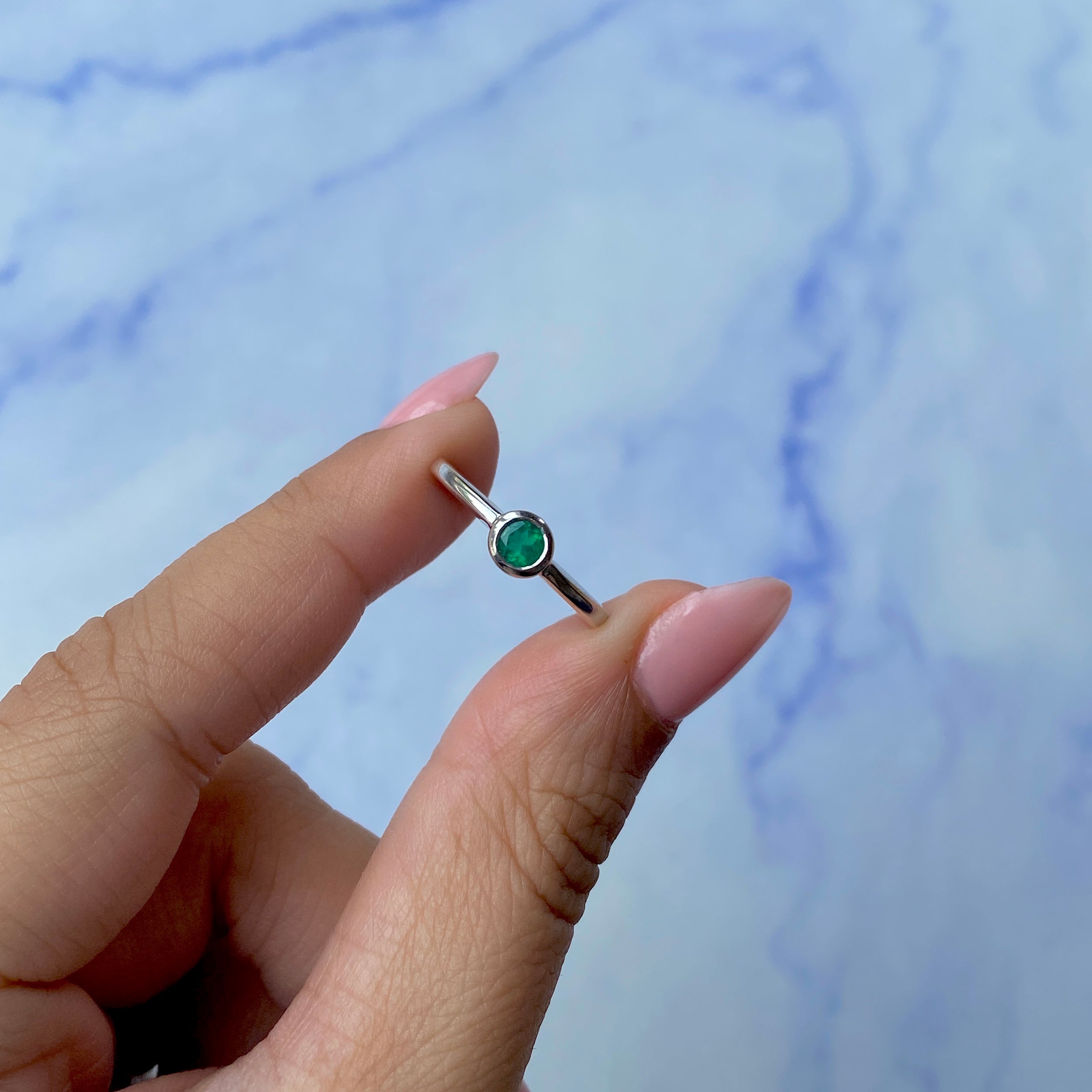 Green Onyx Ring-(GRO-SR-3229.)