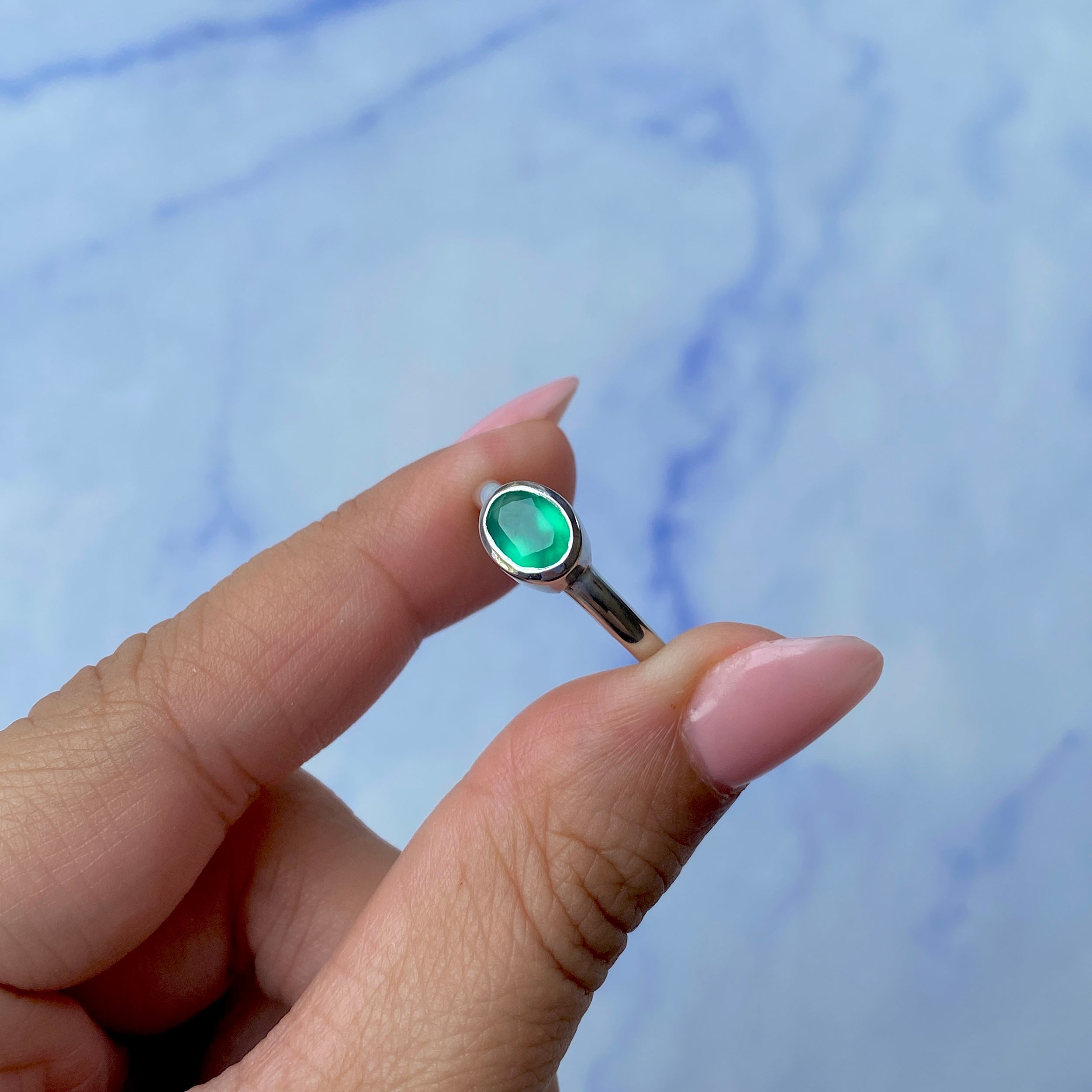 Green Onyx Ring-(GRO-SR-4026.)