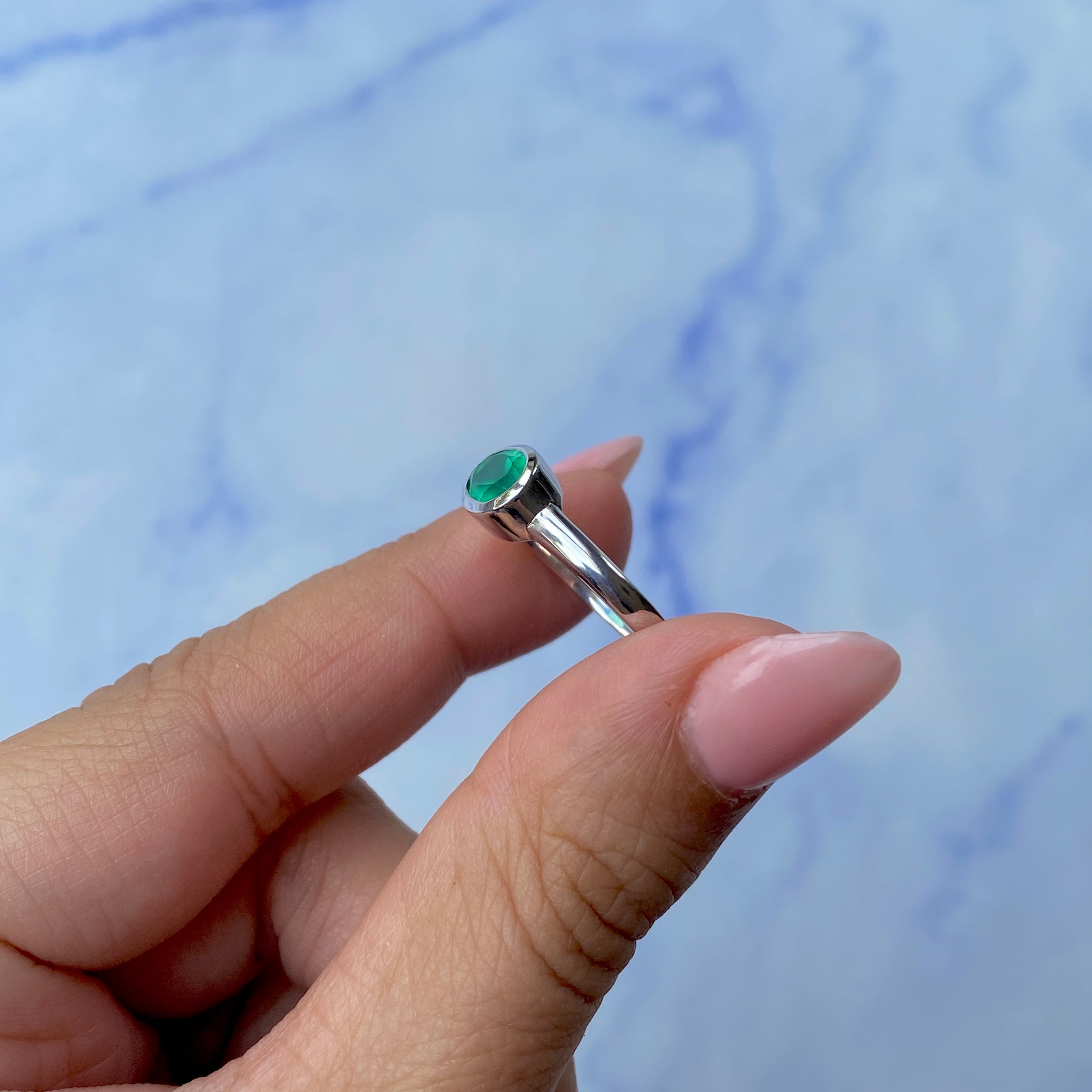 Green Onyx Ring-(GRO-SR-4026.)