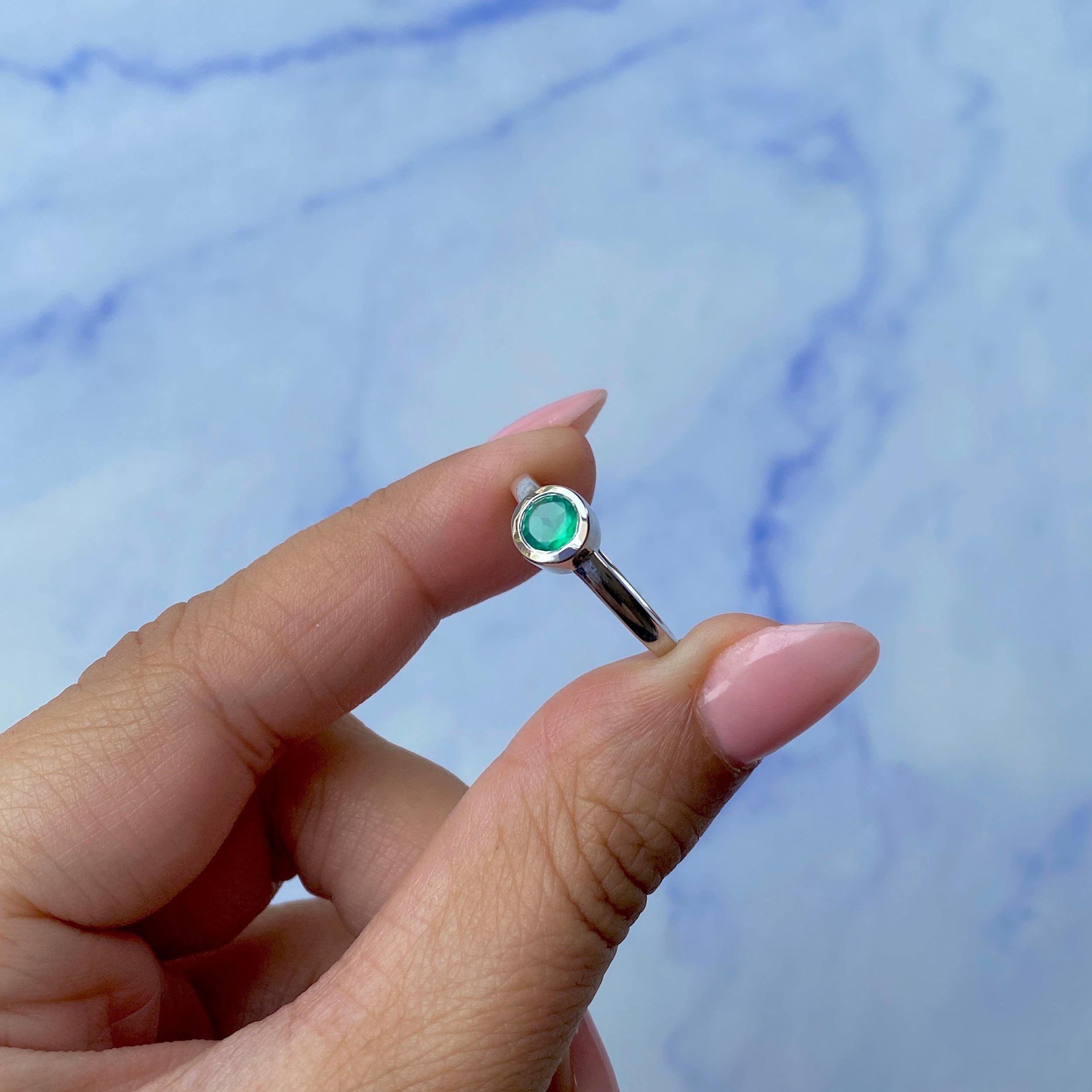 Green Onyx Ring-(GRO-SR-4029.)