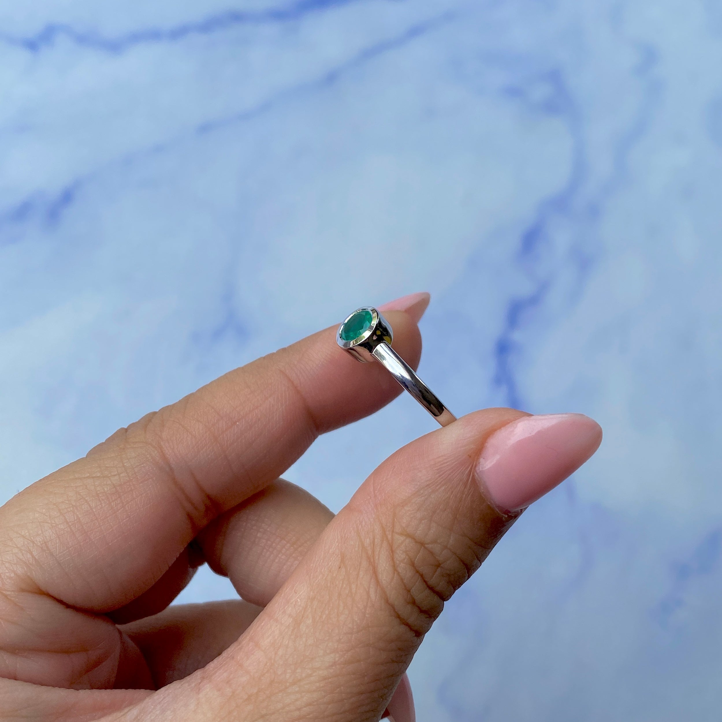 Green Onyx Ring-(GRO-SR-4029.)