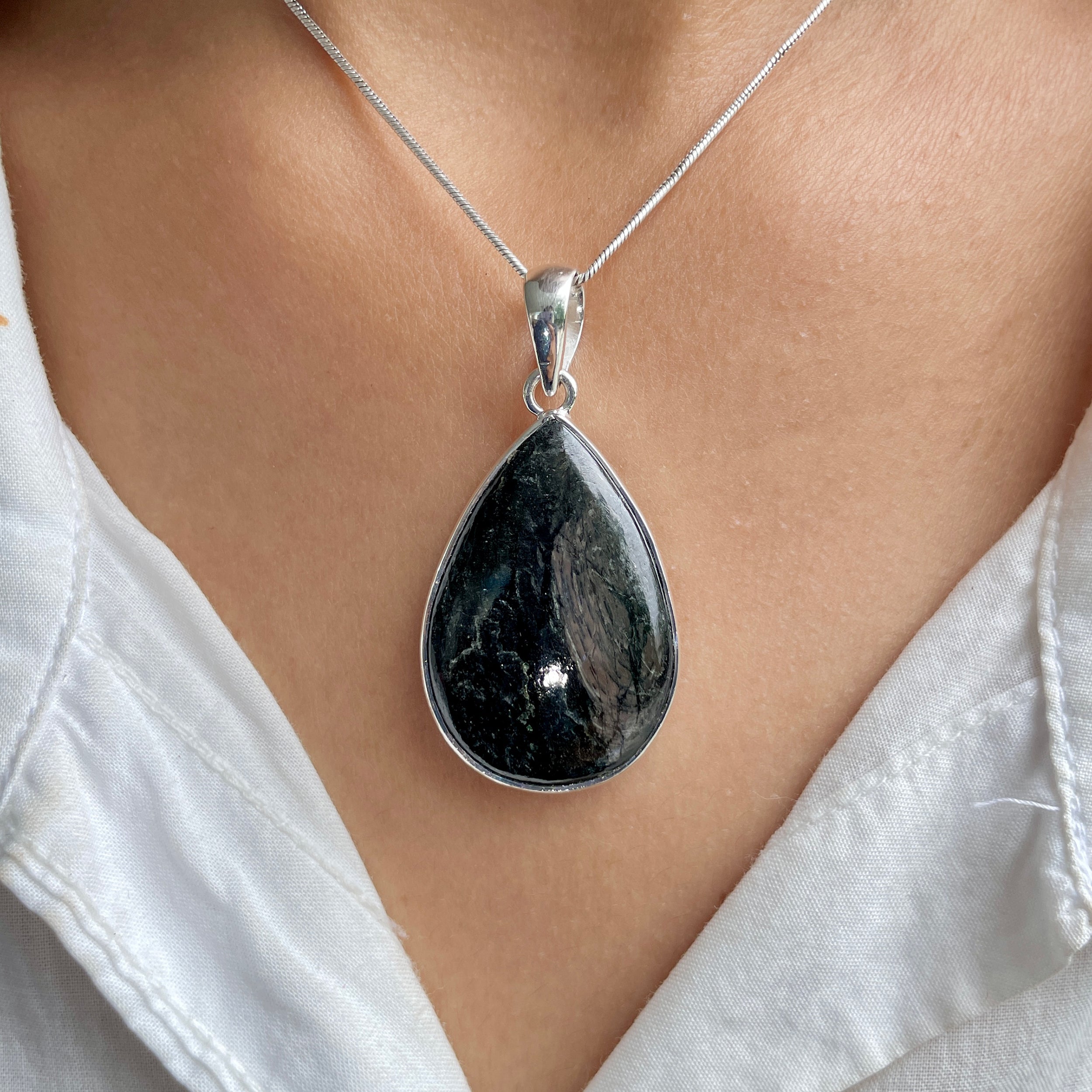 Hypersthene Pendant-(HYP-P-11.)