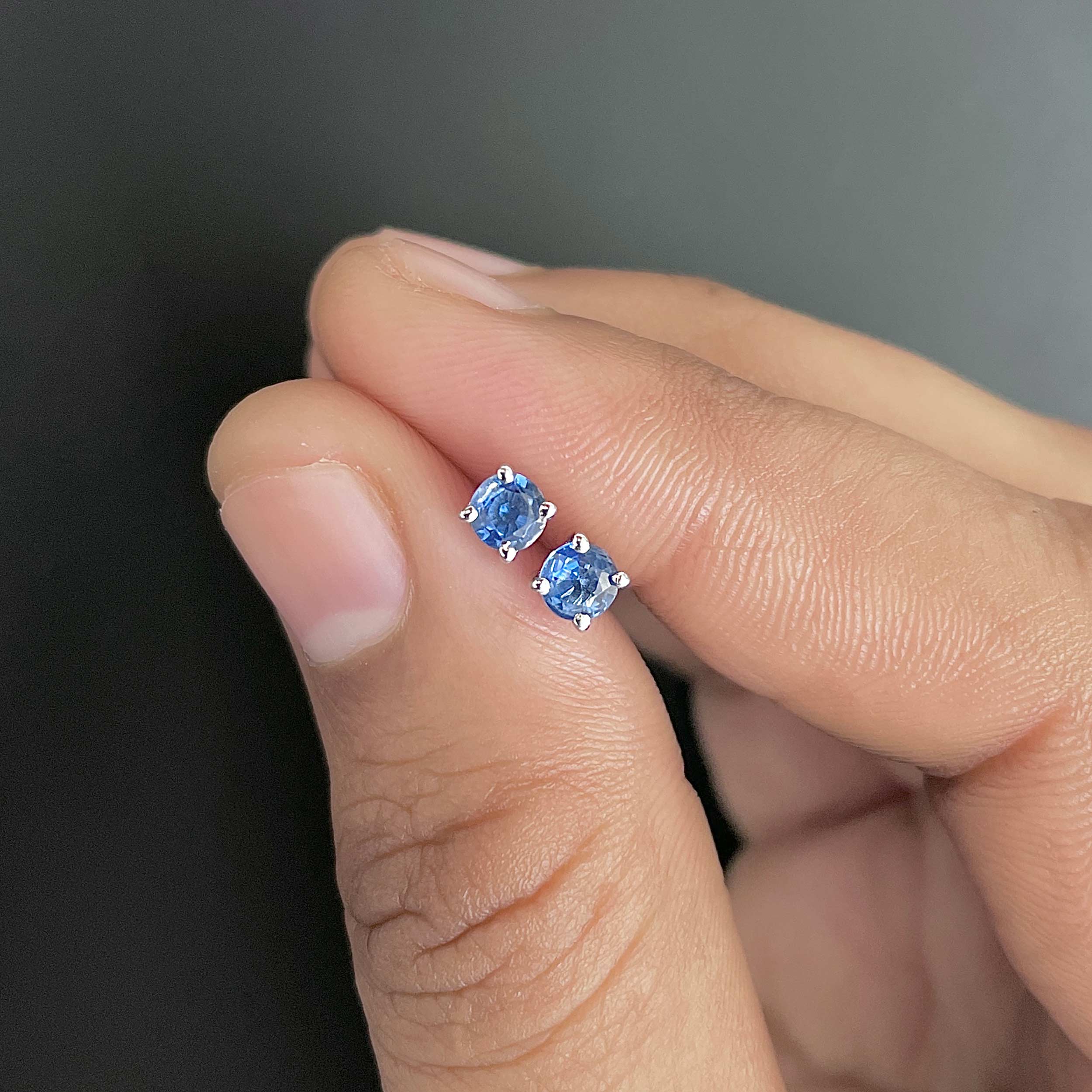 Kyanite Stud Earrings-(KYN-SE-1023.)