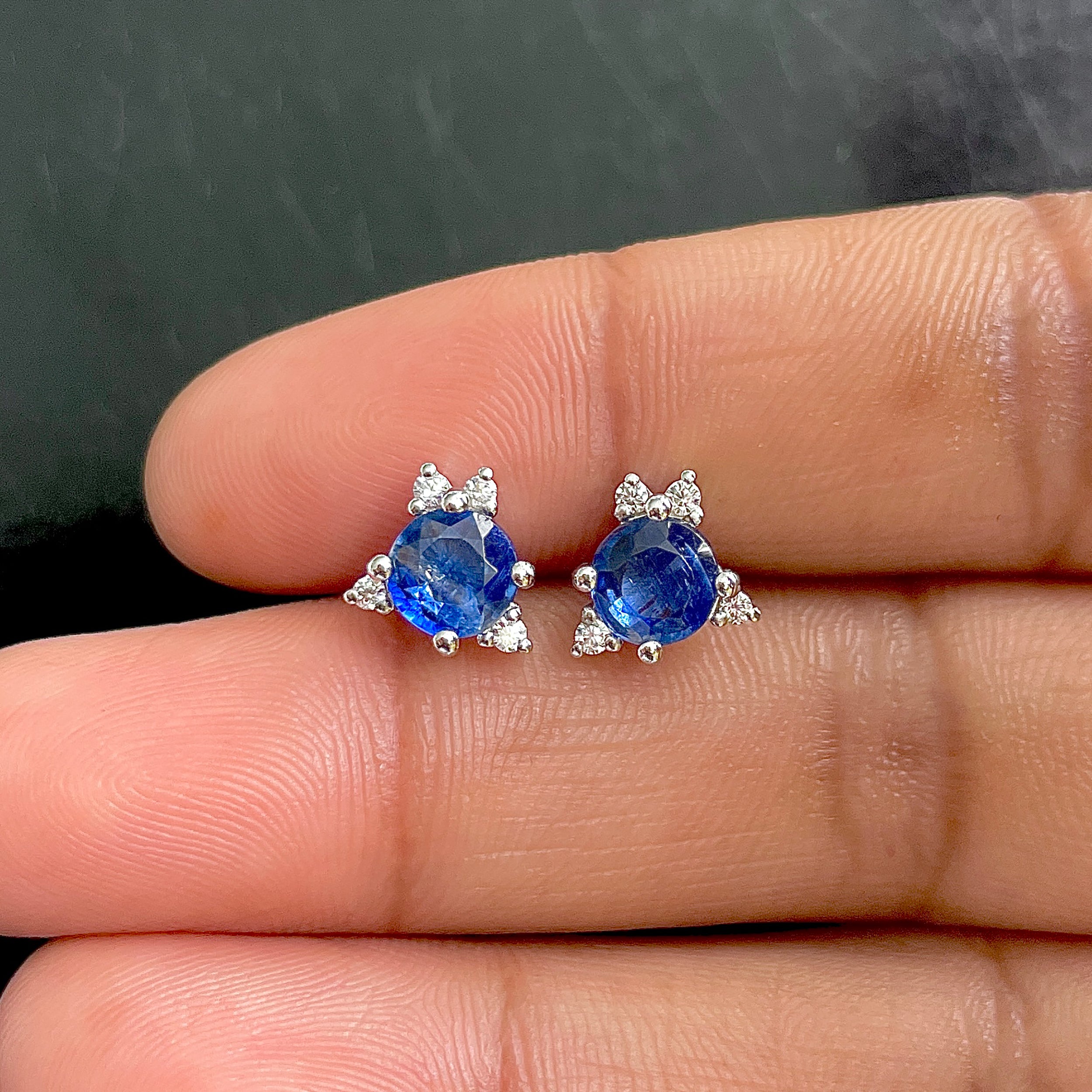 Kyanite Stud Earrings-(KYN-SE-1260.)