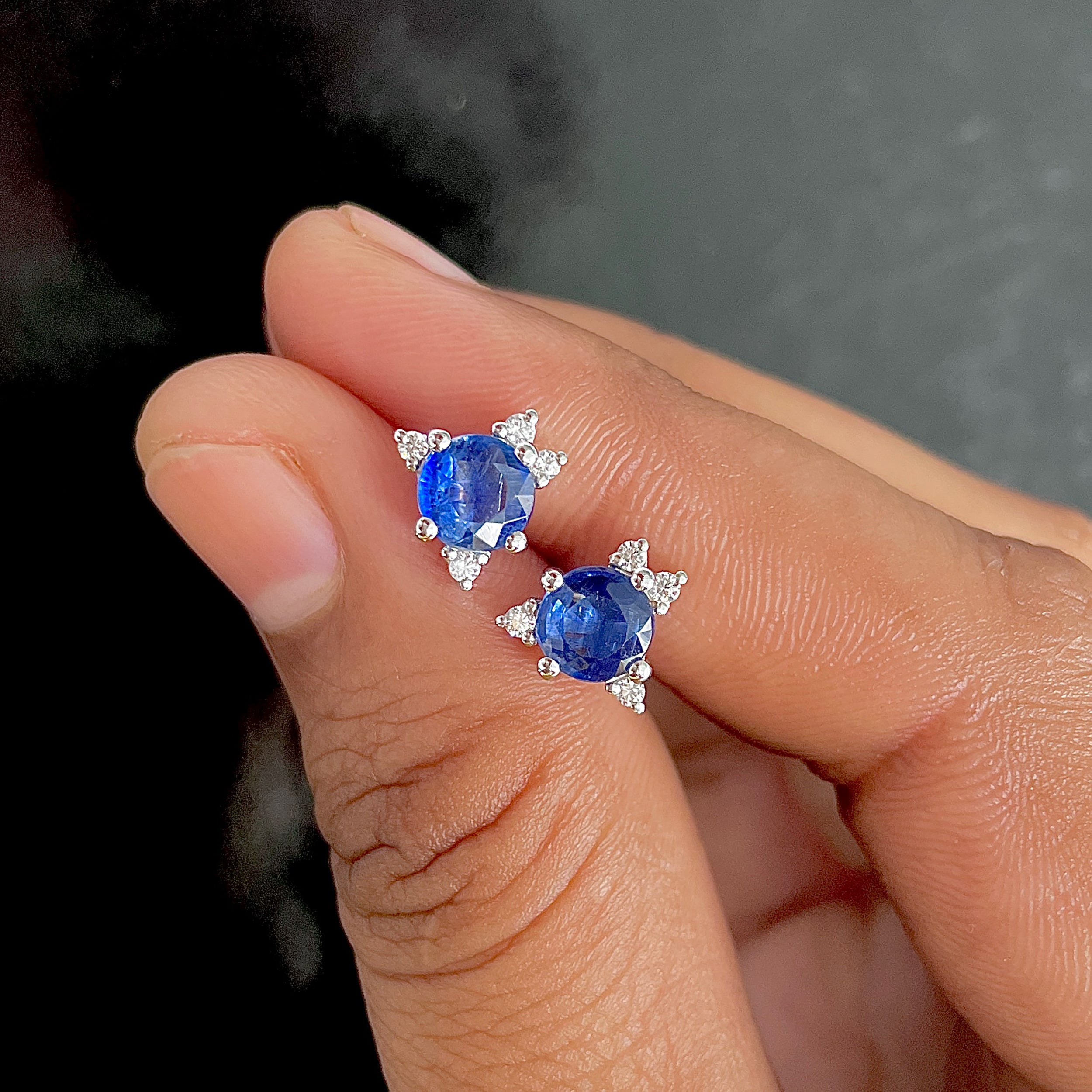 Kyanite Stud Earrings-(KYN-SE-1260.)