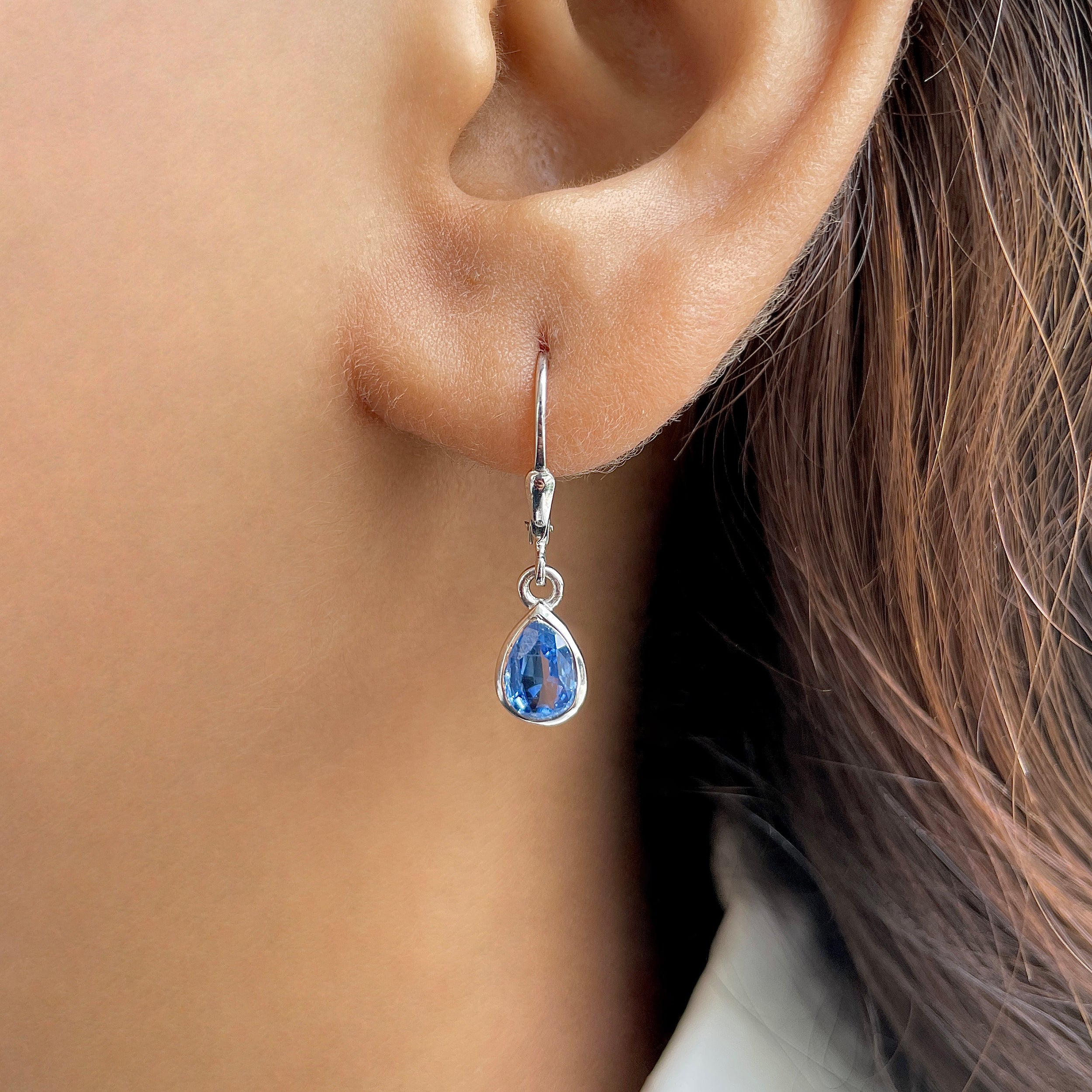 Kyanite Leverback Earrings-(KYN-SE-1317.)