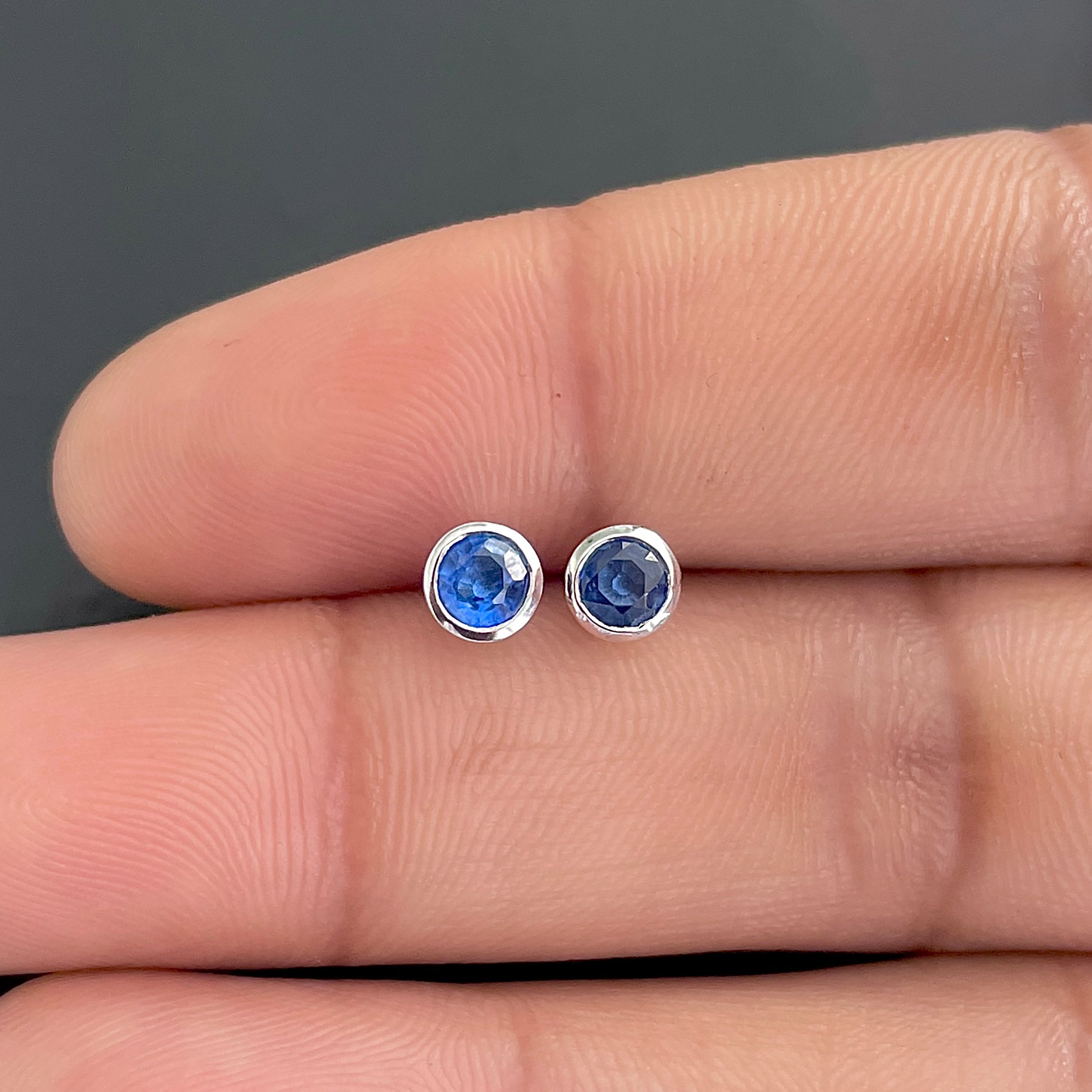 Kyanite Stud Earrings-(KYN-SE-1375.)