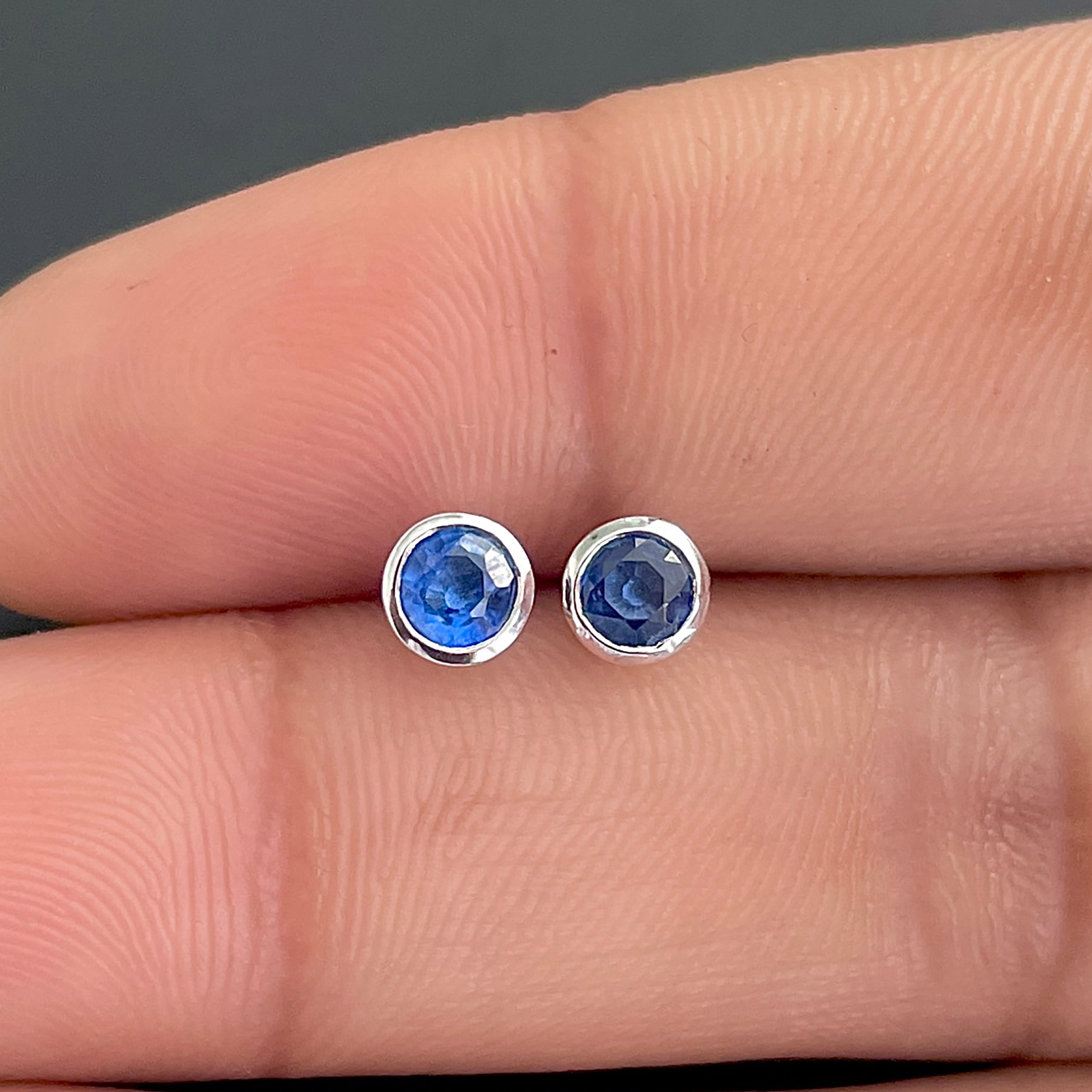 Kyanite Stud Earrings-(KYN-SE-1375.)