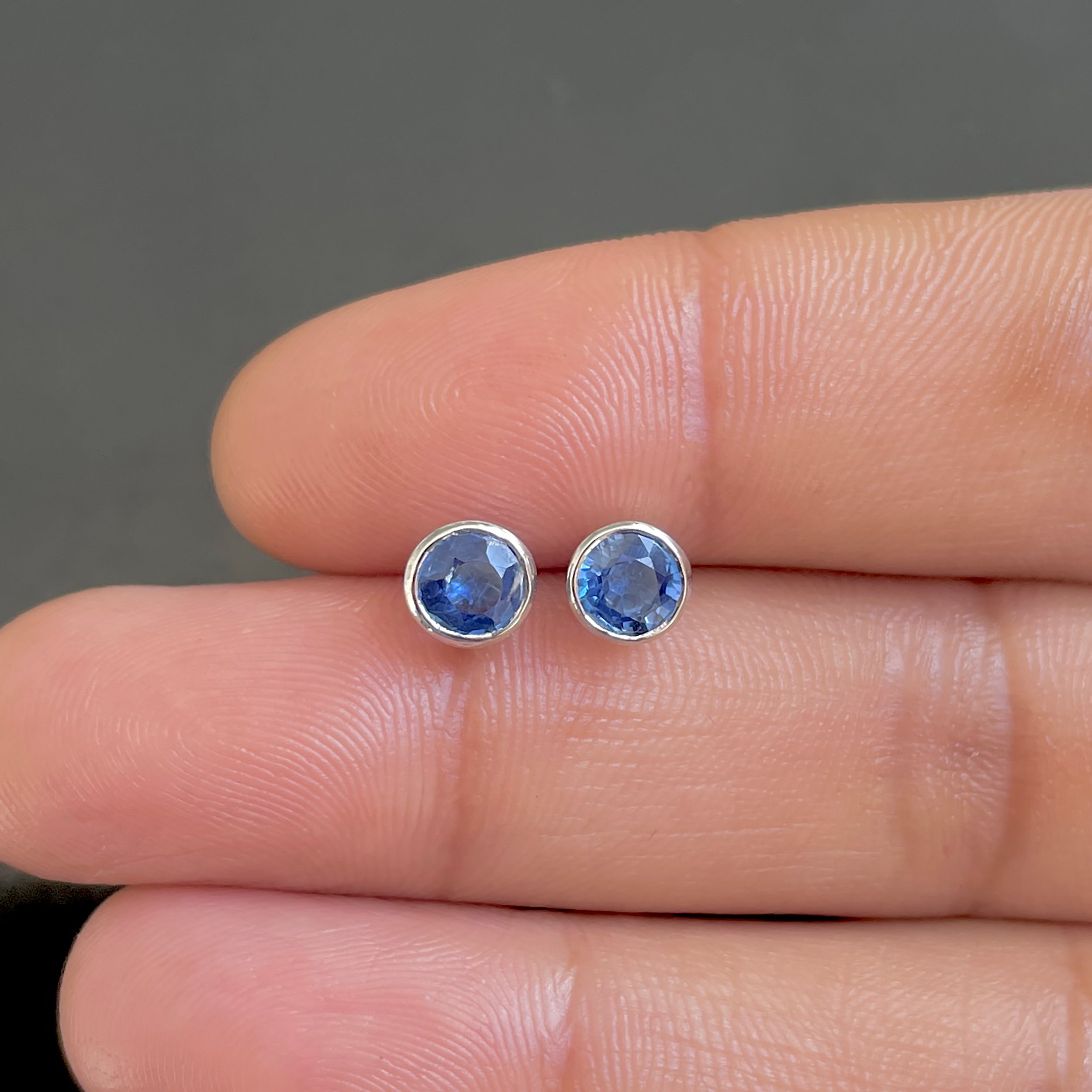 Kyanite Stud Earrings-(KYN-SE-1425.)