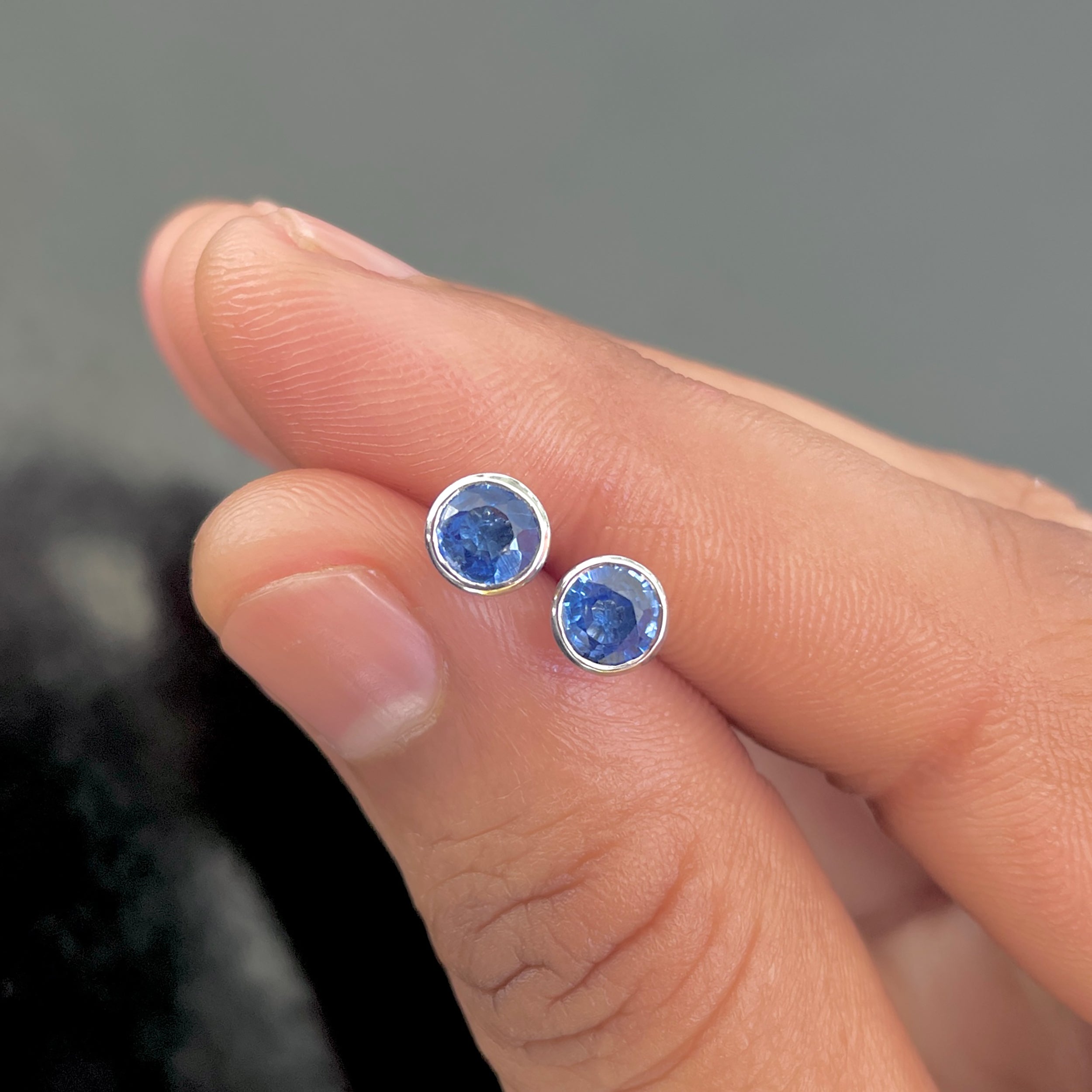 Kyanite Stud Earrings-(KYN-SE-1425.)