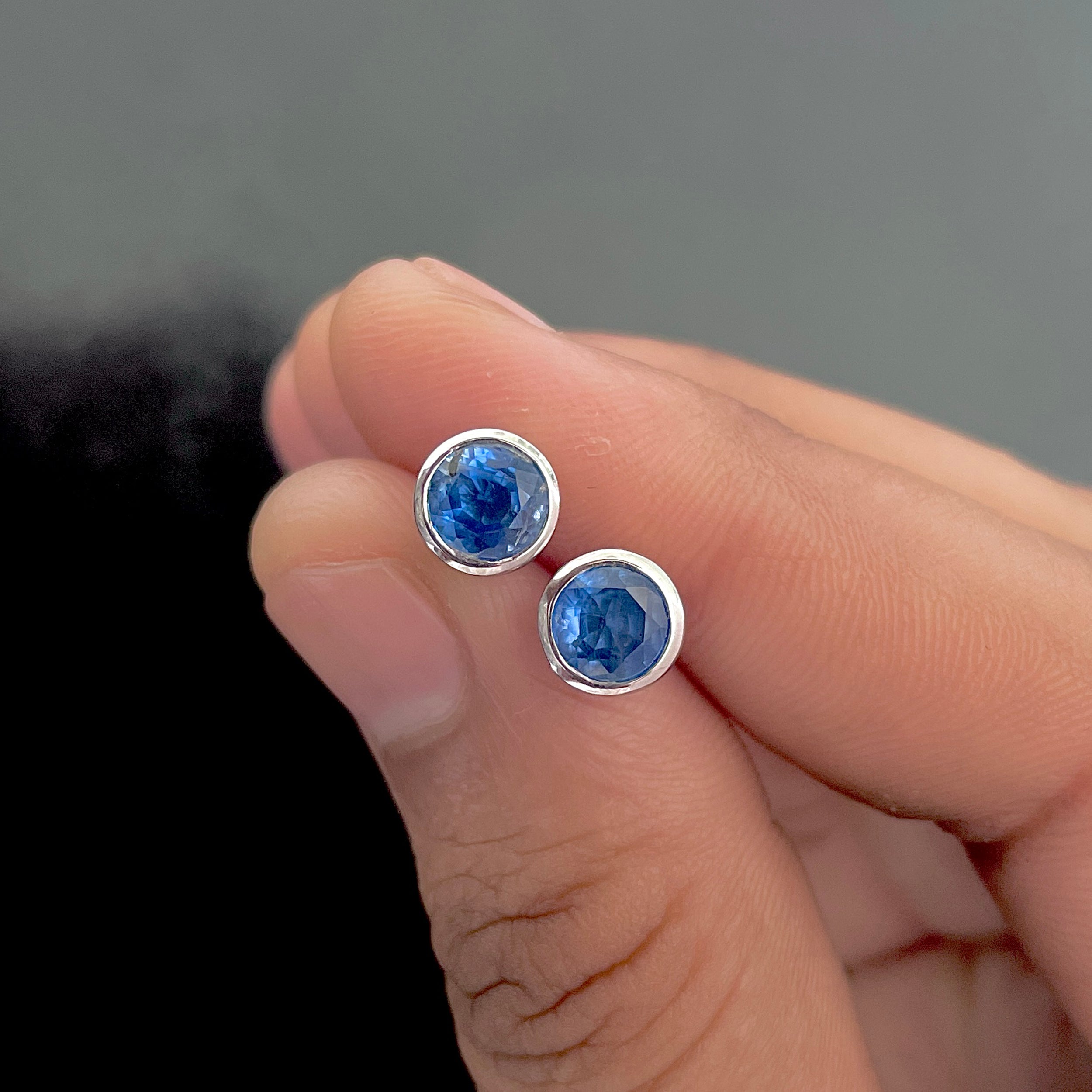 Kyanite Stud Earrings-(KYN-SE-1426.)