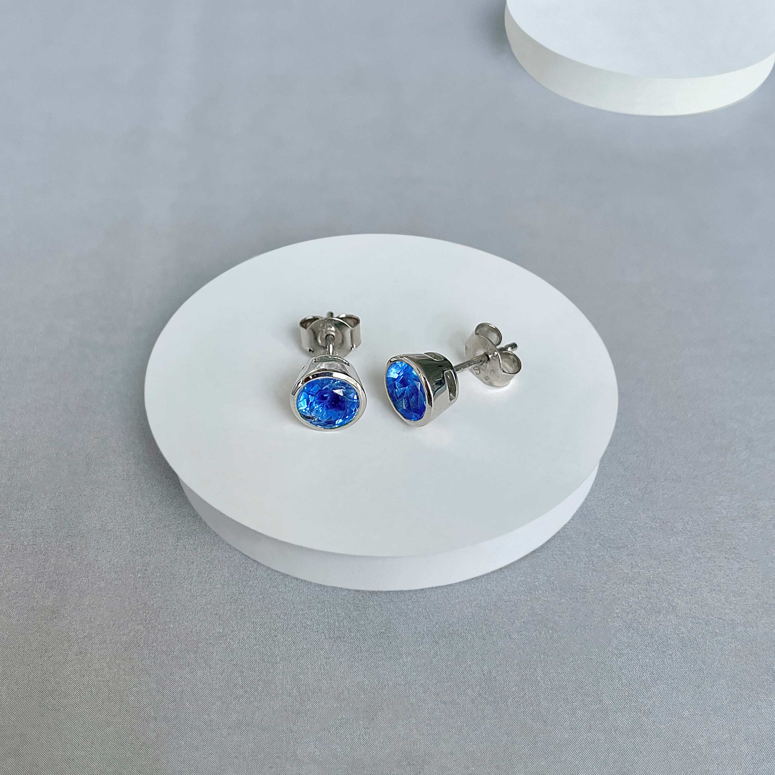 Kyanite Stud Earrings-(KYN-SE-1426.)