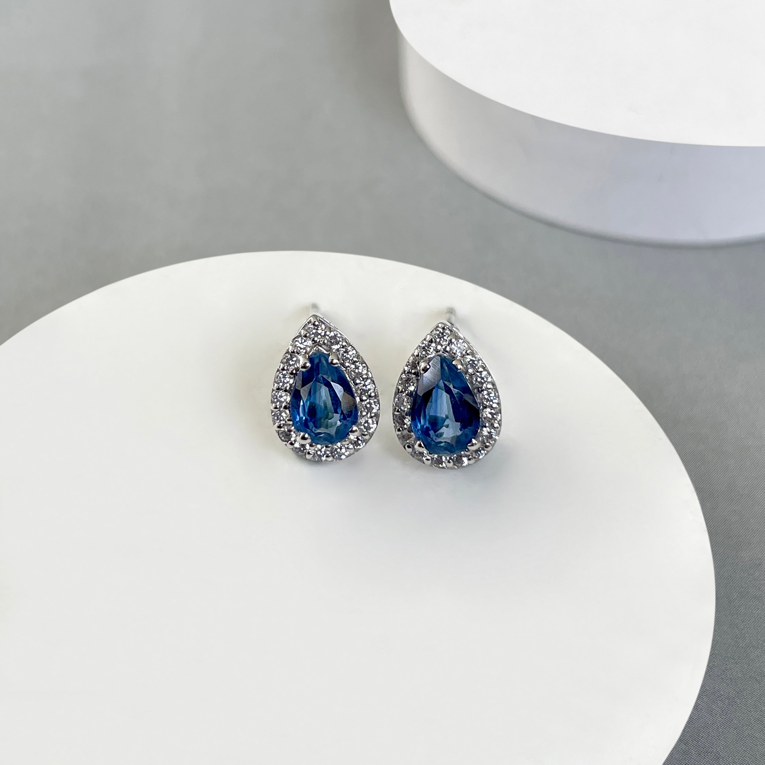 Kyanite Stud Earrings-(KYN-SE-52W.)