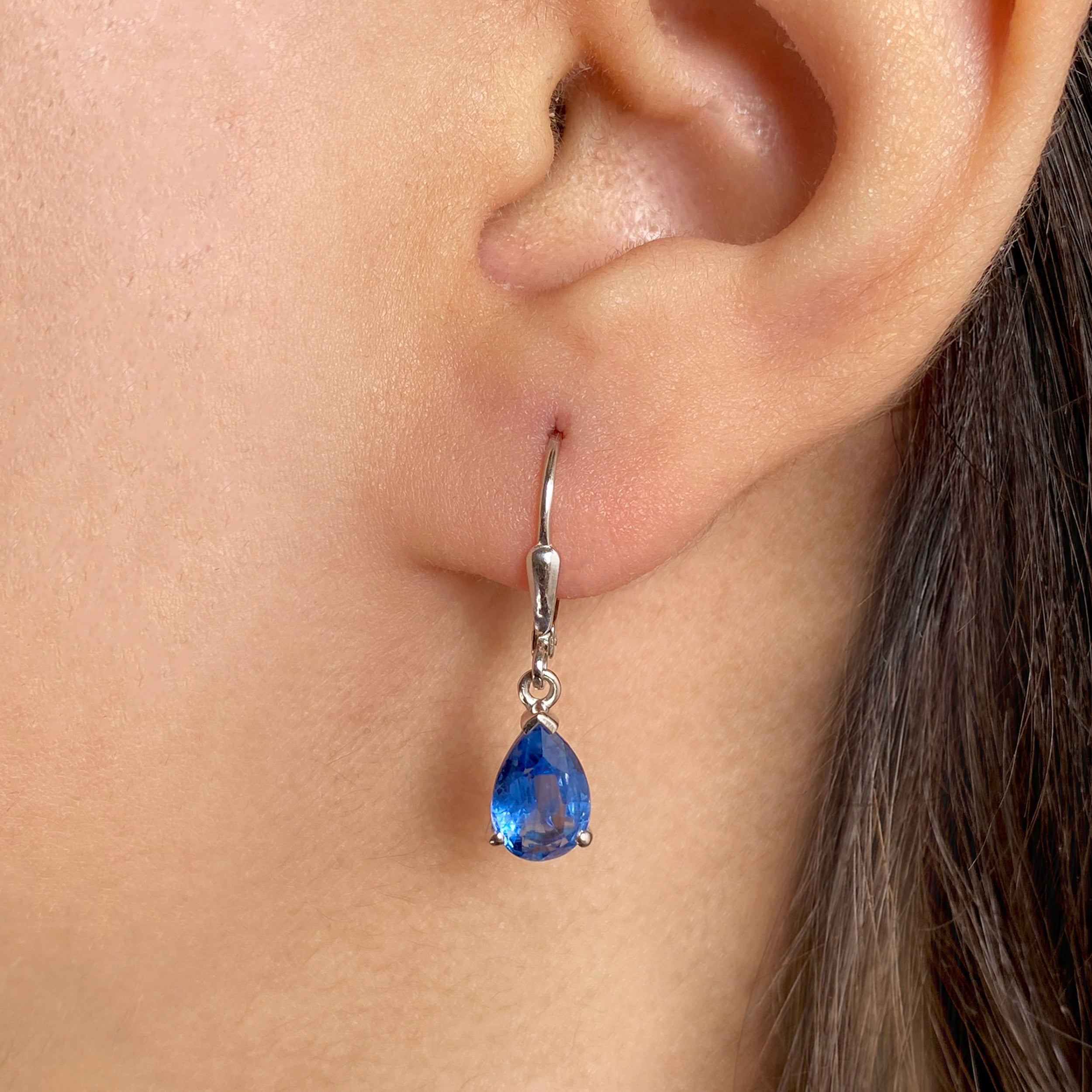 Kyanite Leverback Earrings-(KYN-SE-677.)