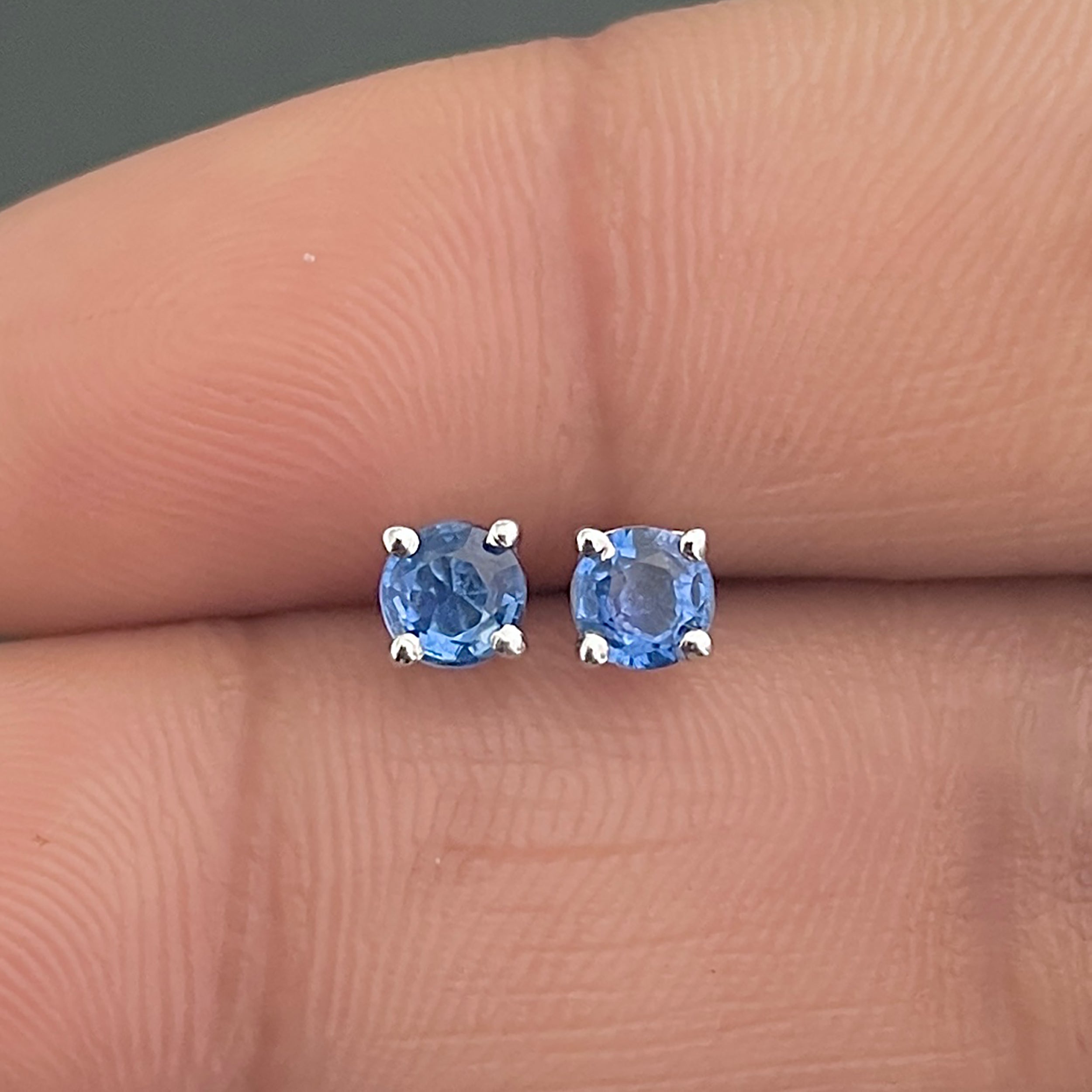 Kyanite Stud Earring-(KYN-SE-1023-B.)
