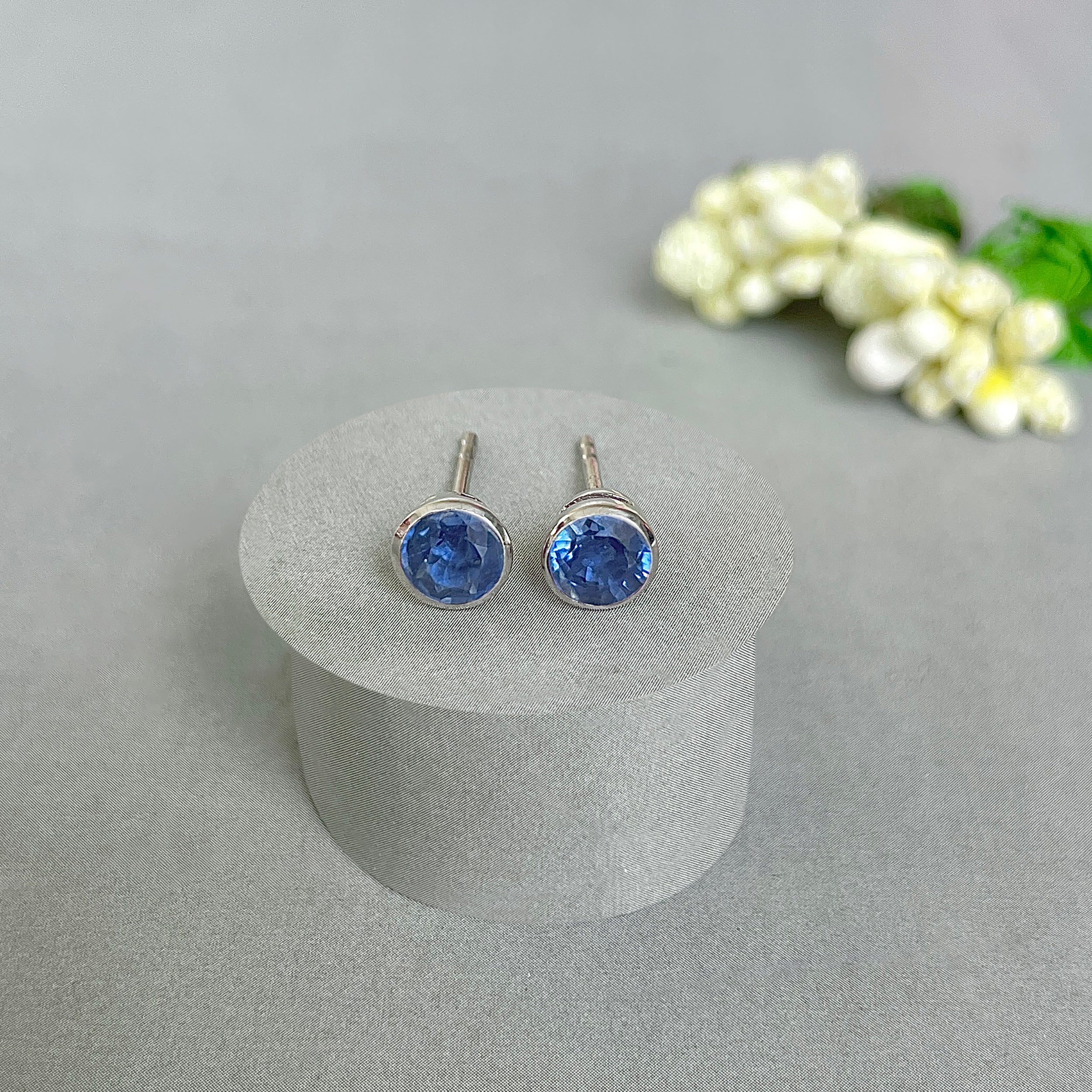 Kyanite Stud Earring-(KYN-SE-1425.)