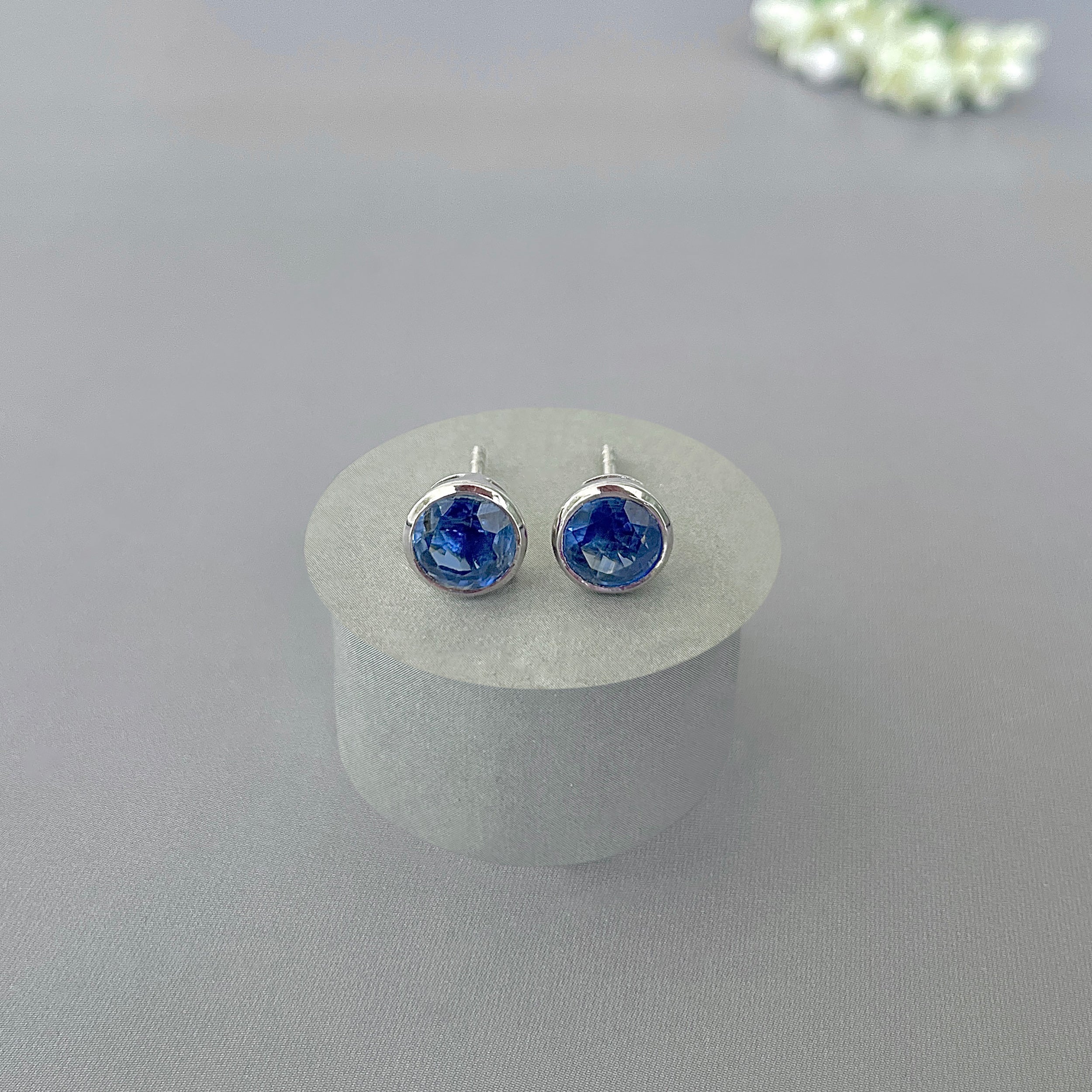 Kyanite Stud Earring-(KYN-SE-1426.)