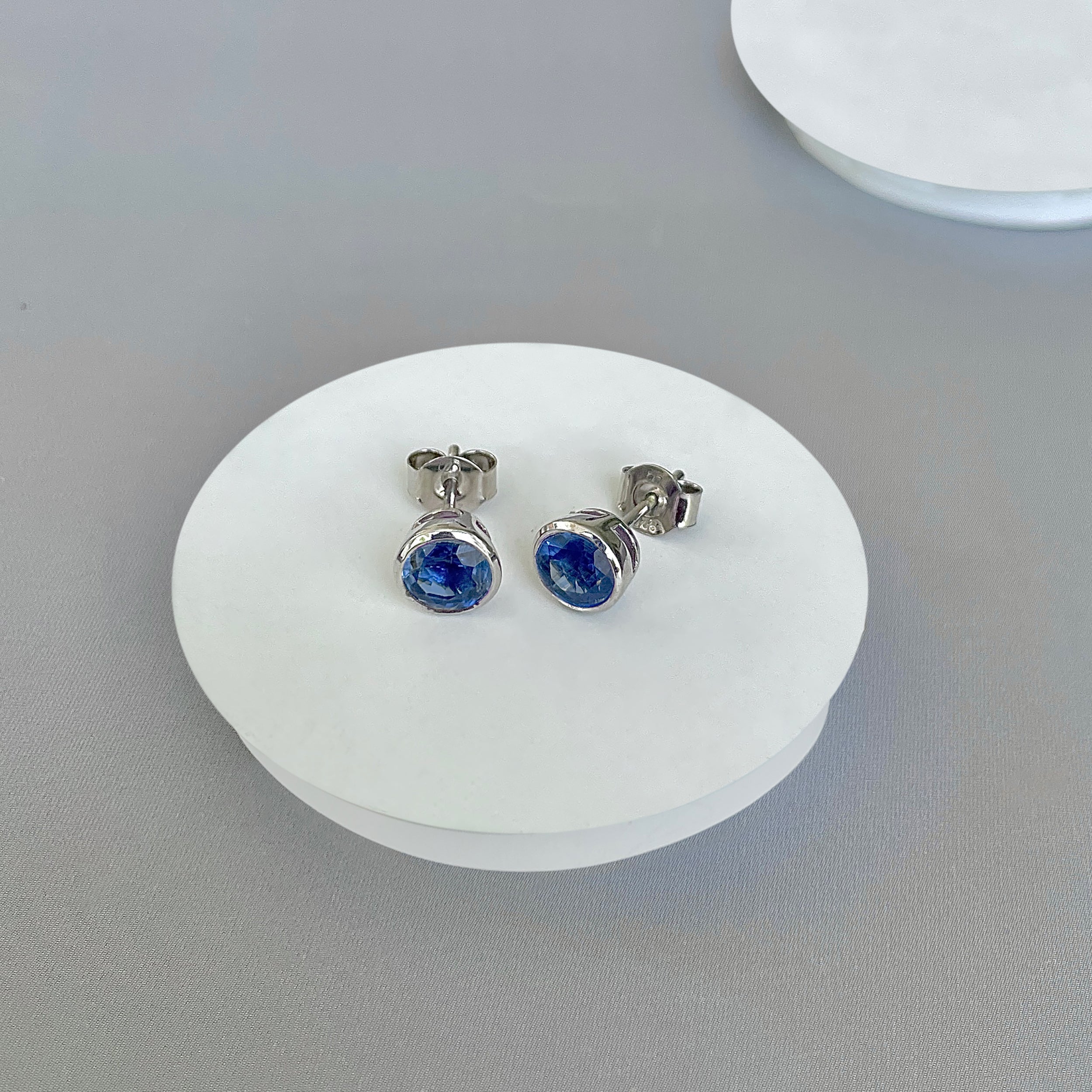 Kyanite Stud Earring-(KYN-SE-1426.)