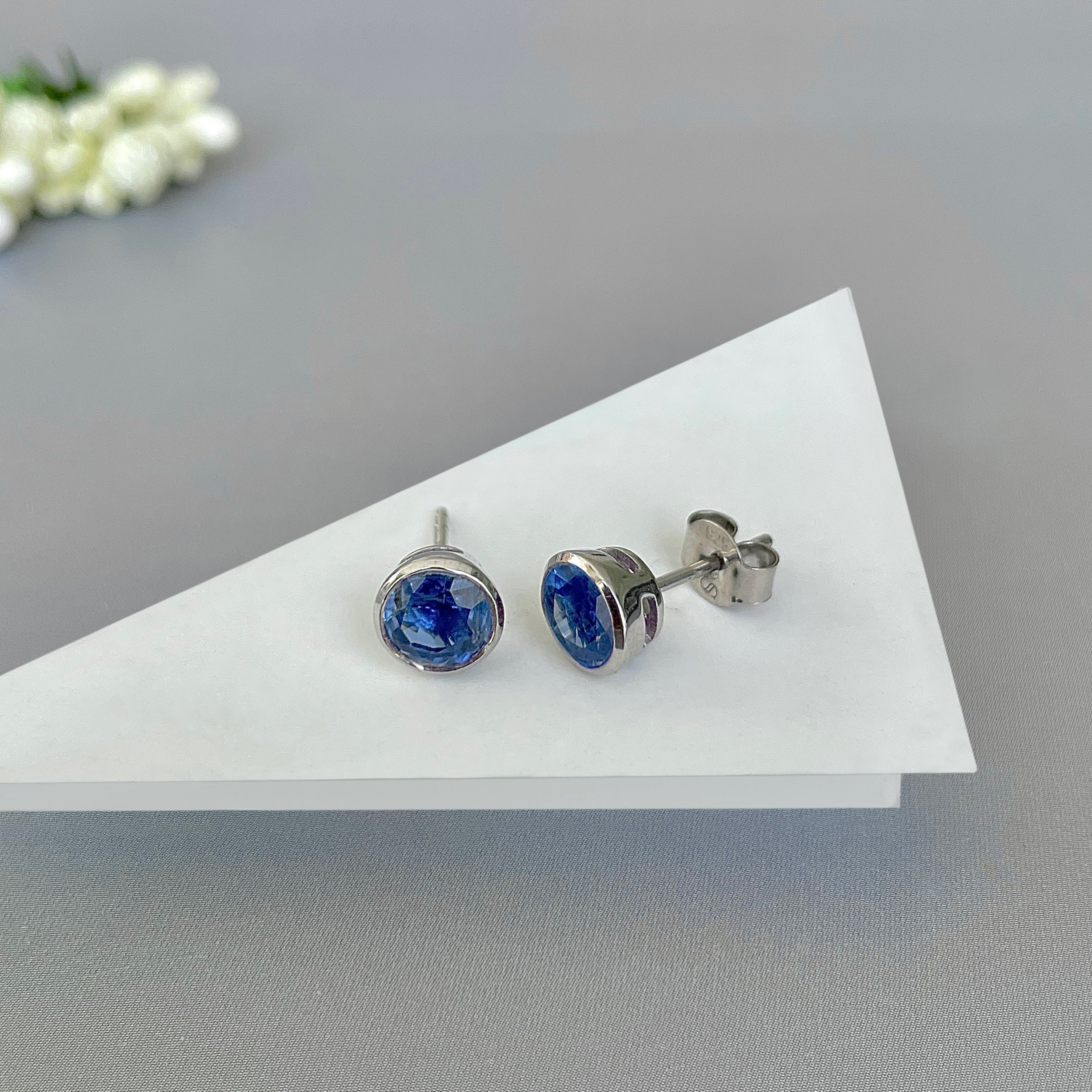 Kyanite Stud Earring-(KYN-SE-1426.)