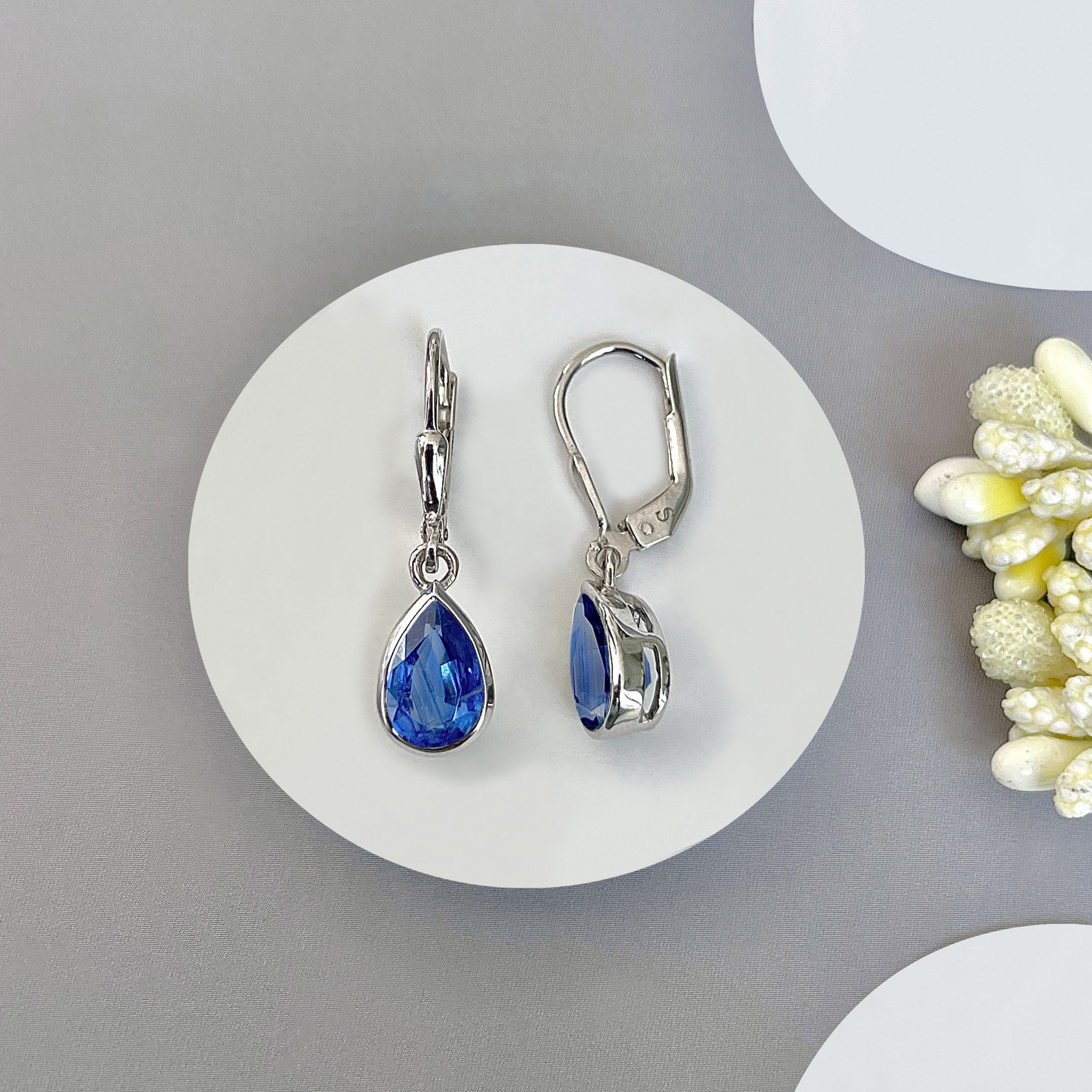 Kyanite Leverback Earring-(KYN-SE-679.)