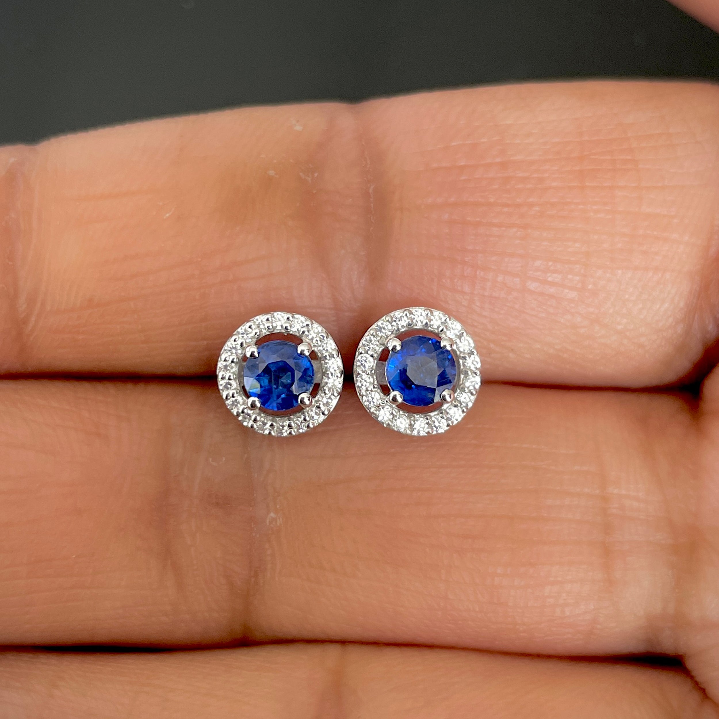 Kyanite Stud Earring-(KYN-SE-985-B.)