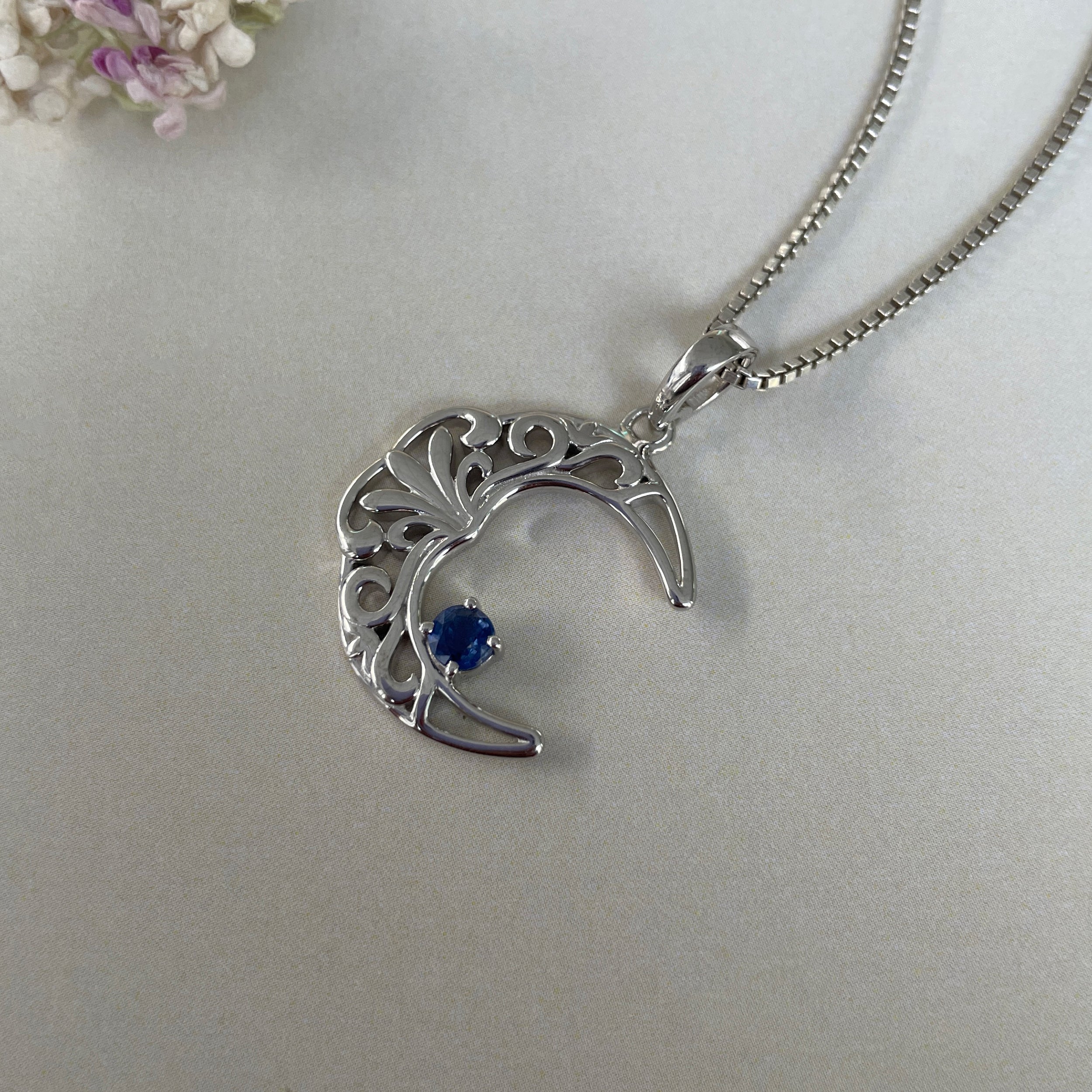 Kyanite crescent Moon Pendant-(KYN-SN-150-B.)