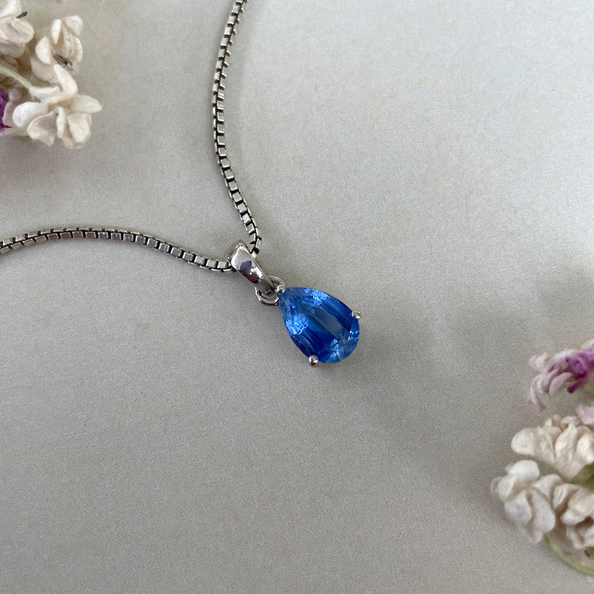 Kyanite Pendant-(KYN-SP-917-B.)