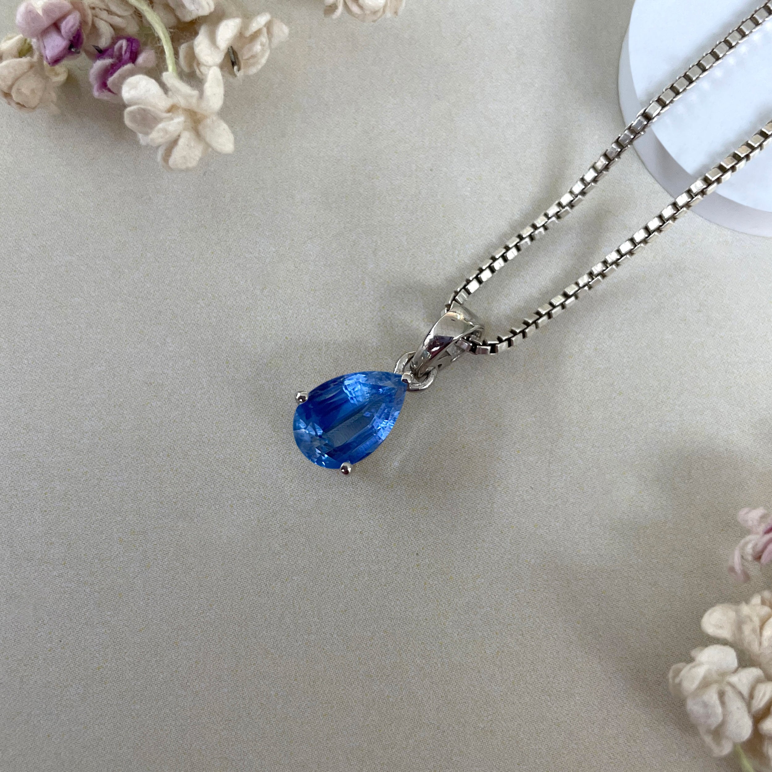 Kyanite Pendant-(KYN-SP-917-B.)