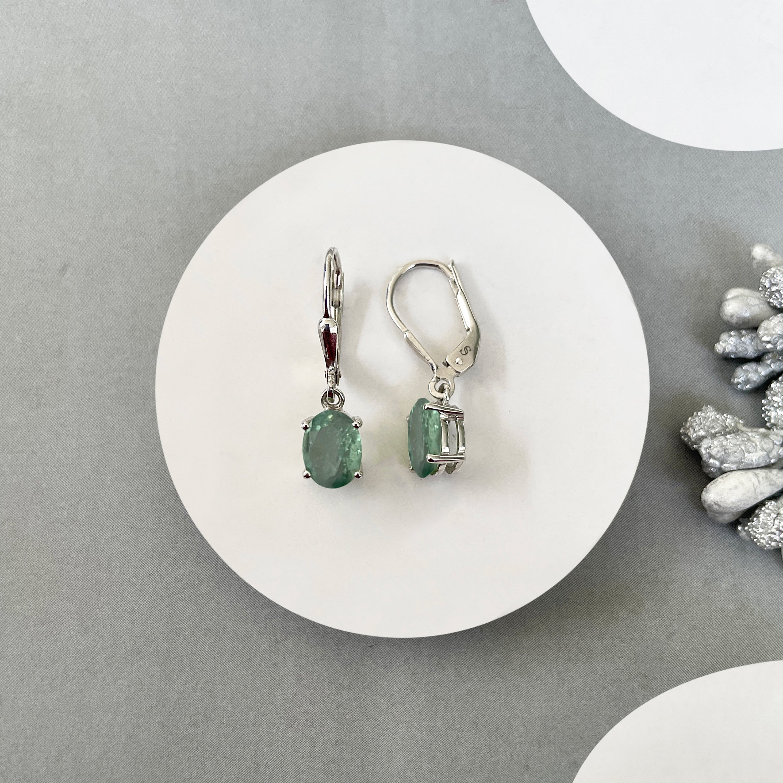 Green Kyanite Leverback Earring-(KYN-SE-673-G.)