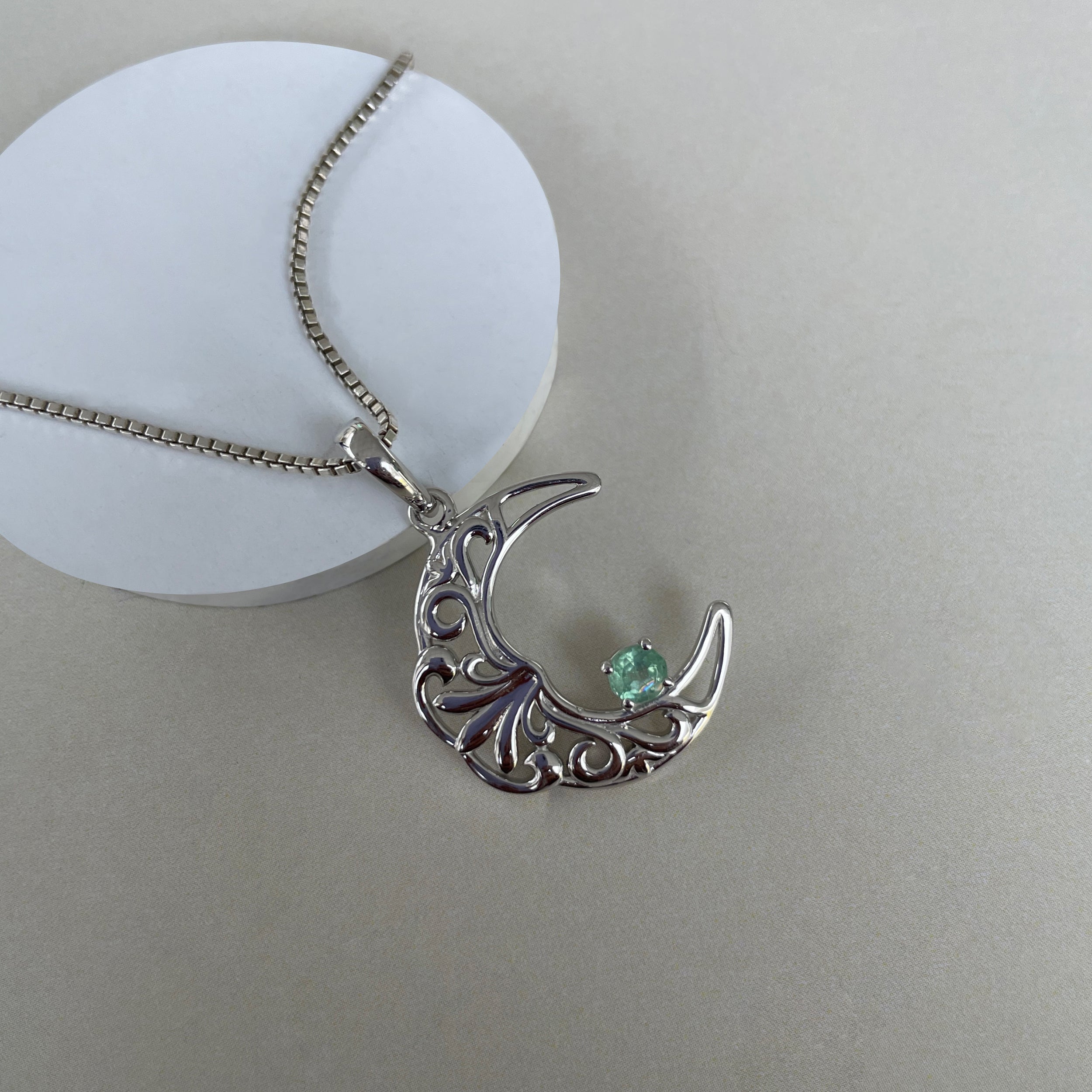 Green Kyanite crescent Moon Pendant-(KYN-SN-150-G.)