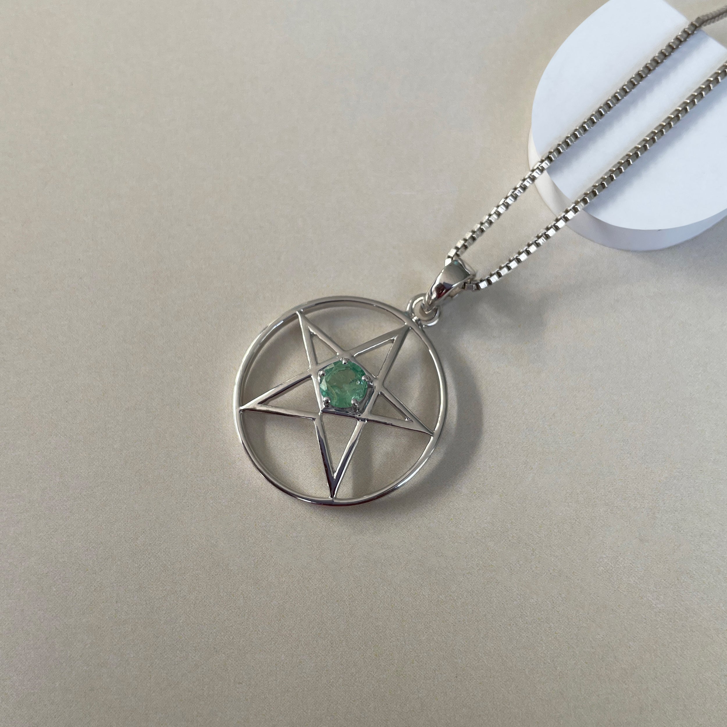 Green Kyanite Pentacle Pendant-(KYN-SN-171-G.)