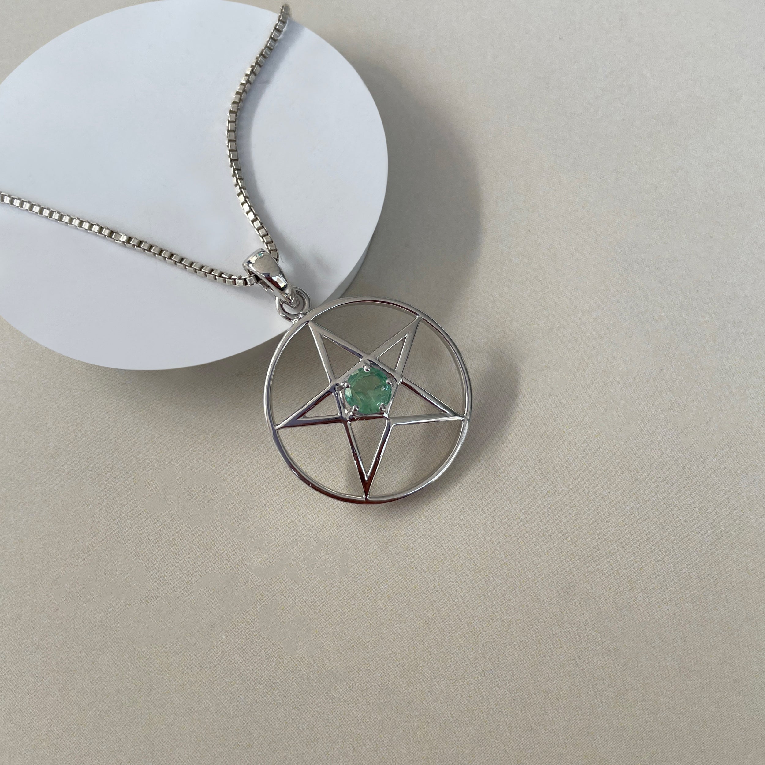 Green Kyanite Pentacle Pendant-(KYN-SN-171-G.)